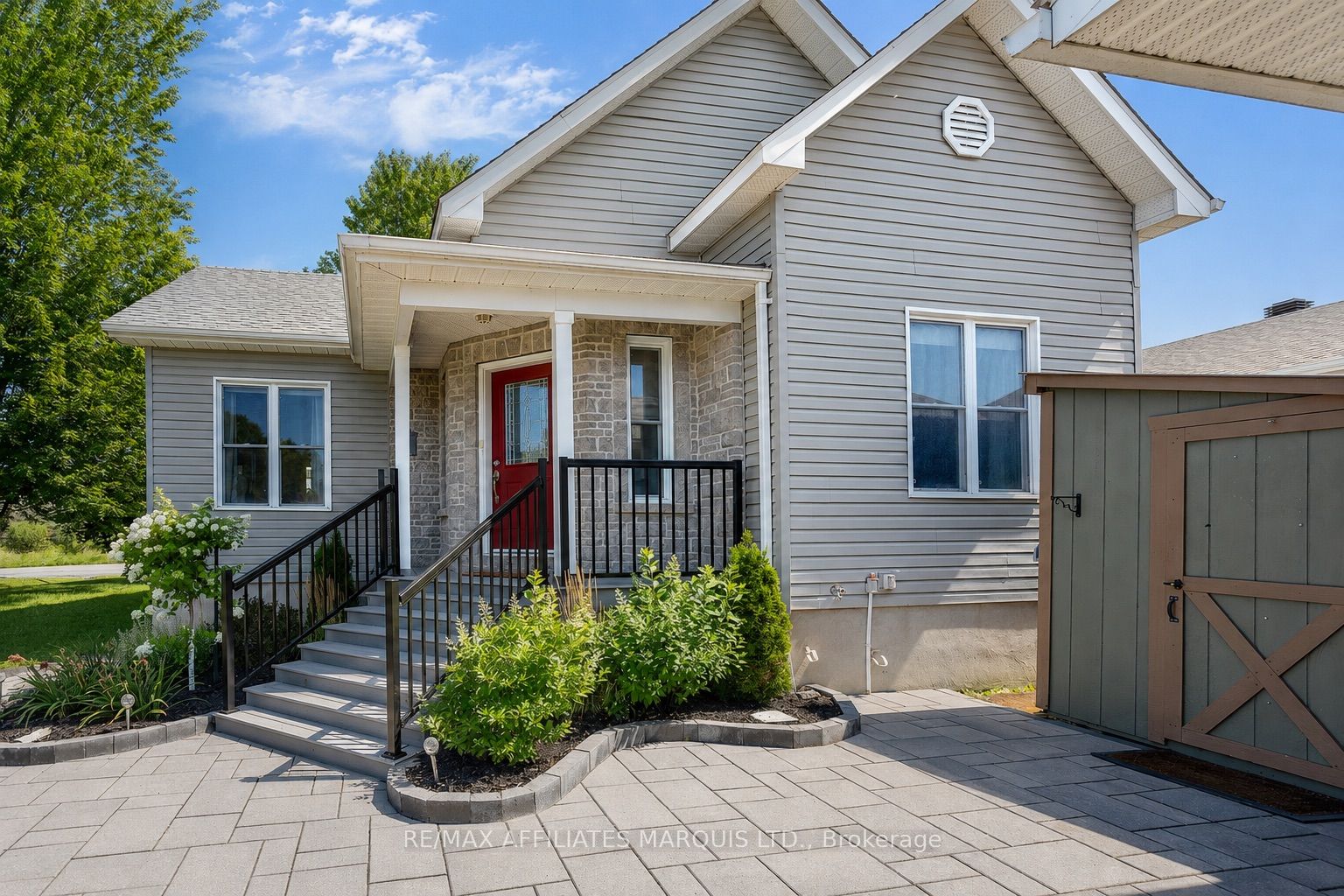 4306 Schell Street, South Dundas, ON K0C 2H0 photo 2