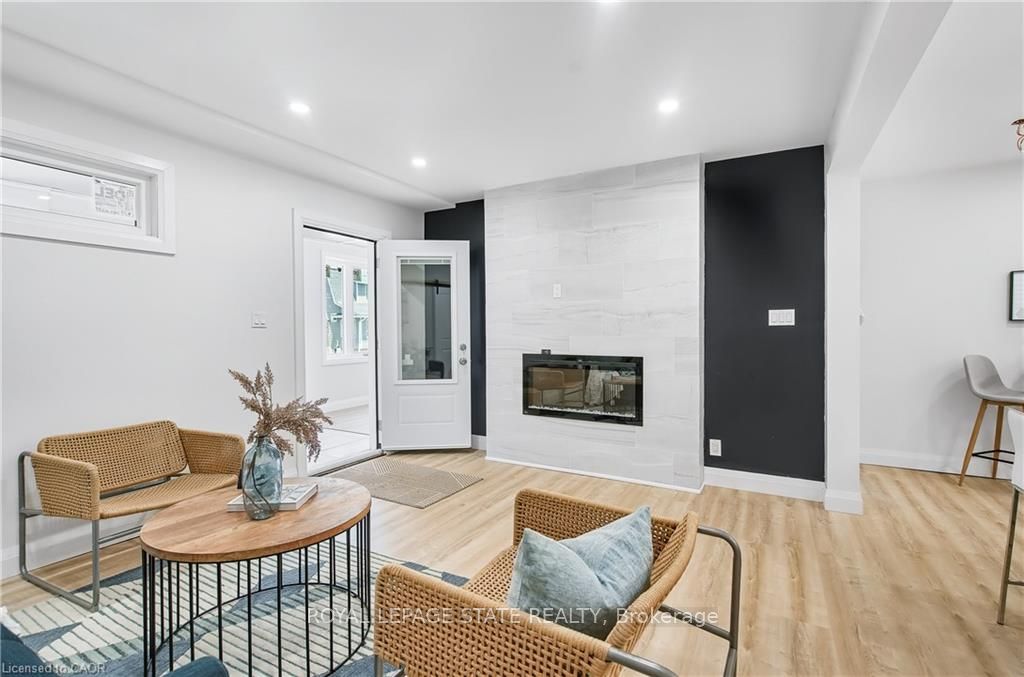 10 Comet Avenue 1, Hamilton, ON L8H 7E5 photo 4