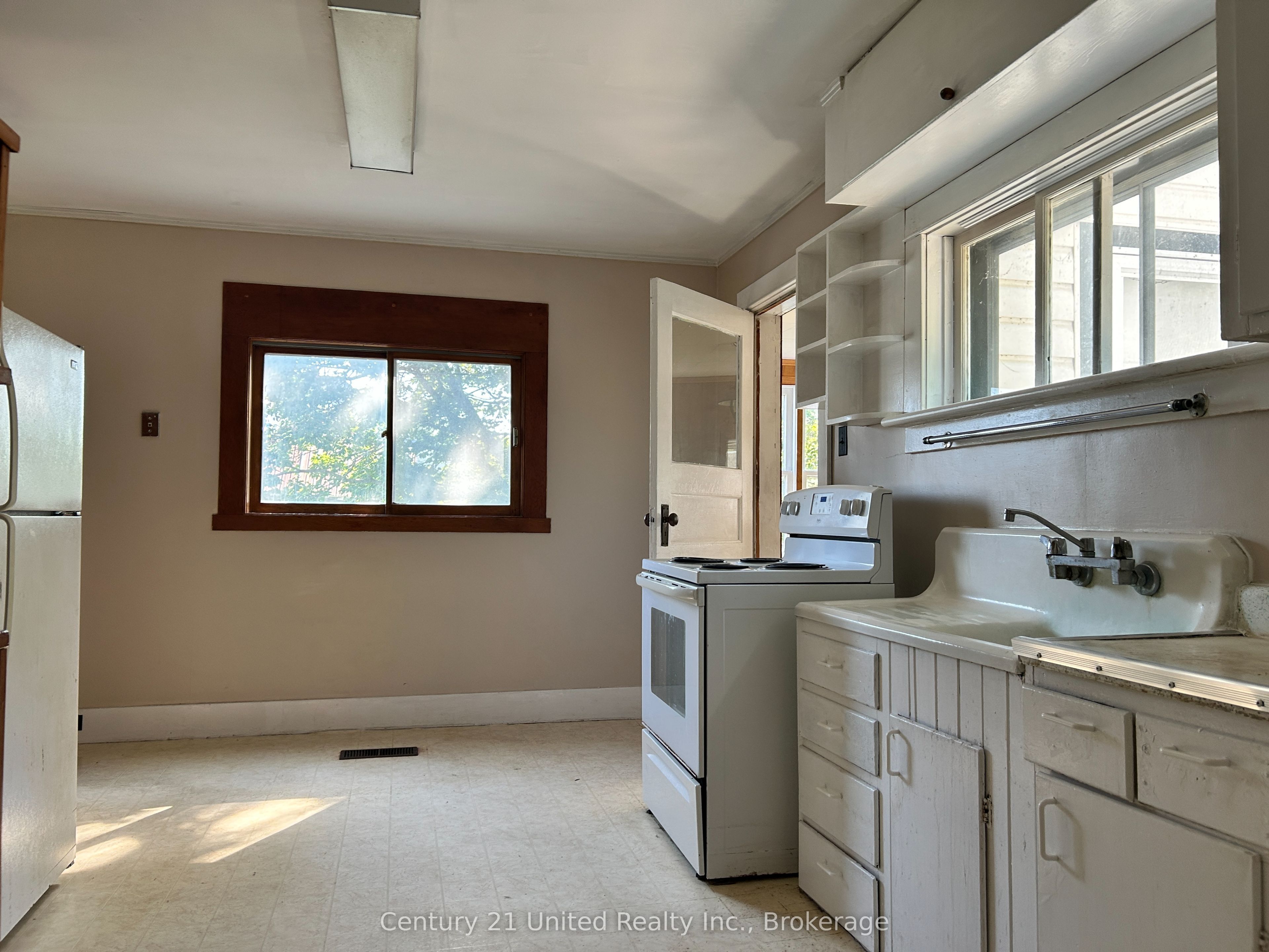 140 Queen Street, Trent Hills, ON K0L 1L0 photo 4