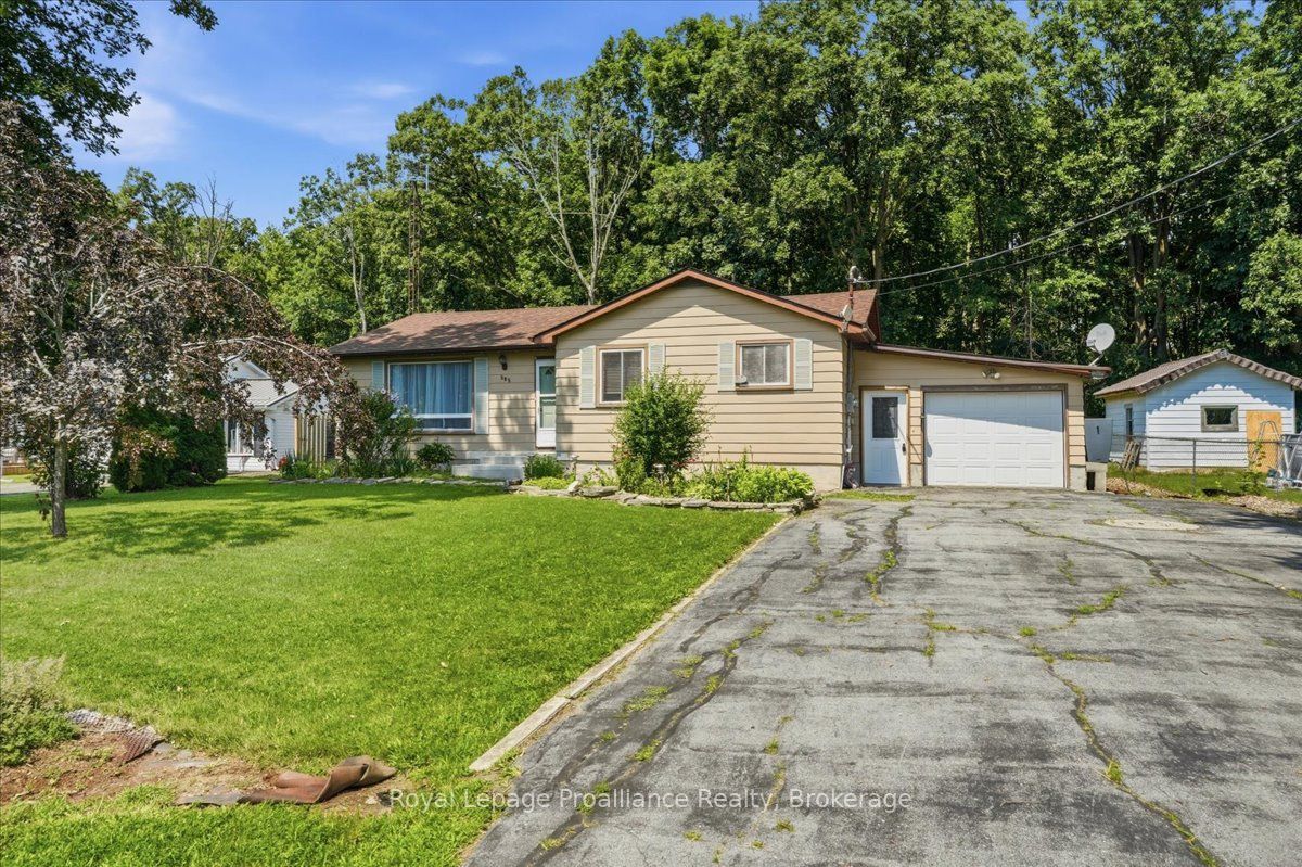 505 County Road 8, Greater Napanee, ON K7R 3K6 photo 2
