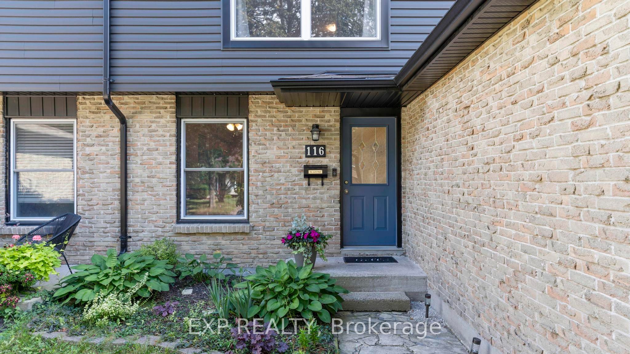 116 Glenroy Crescent, London South, ON N5Z 4H7 photo 2
