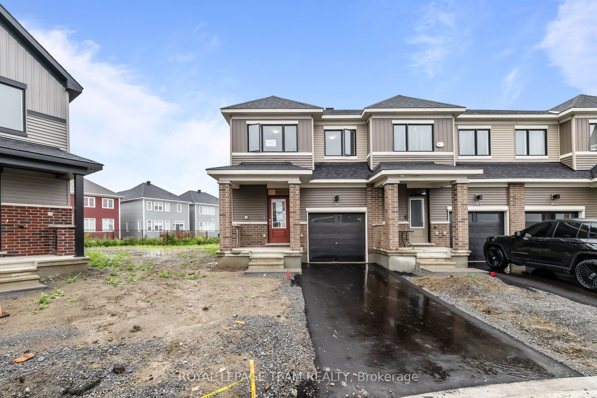 741 Haflinger Row, Stittsville - Munster - Richmond, ON K0A 2Z0 photo 2