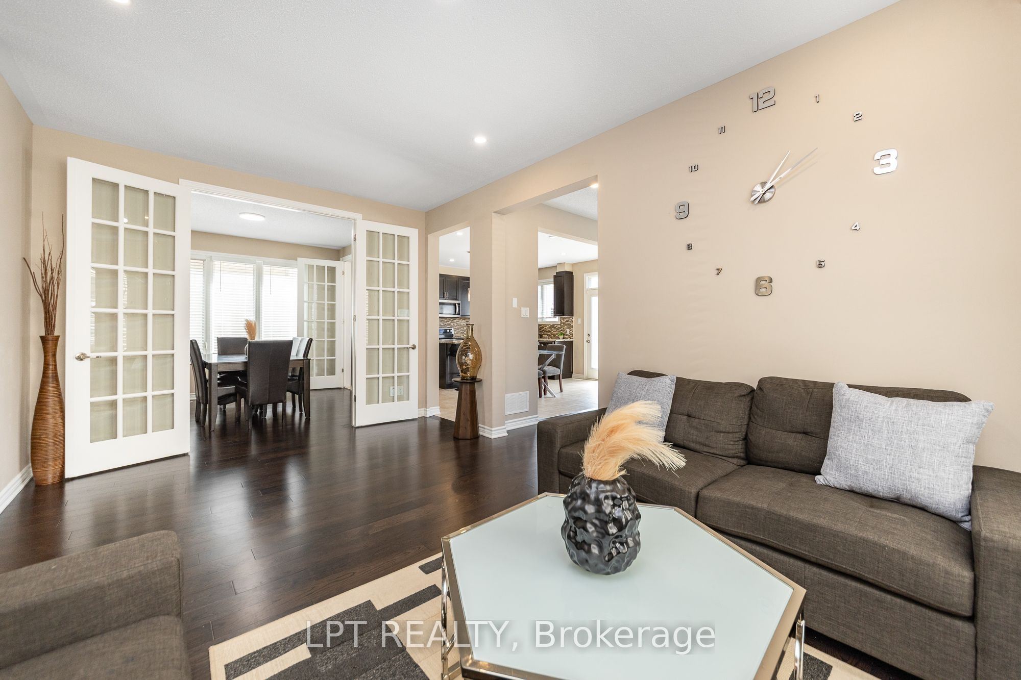 908 Pedigree Street, Stittsville - Munster - Richmond, ON K2S 0Y5 photo 4