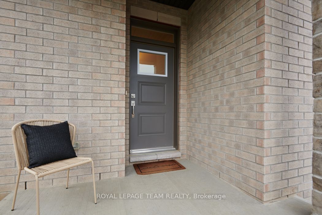 1165 Potter Drive, Brockville, ON K6V 0G8 photo 2