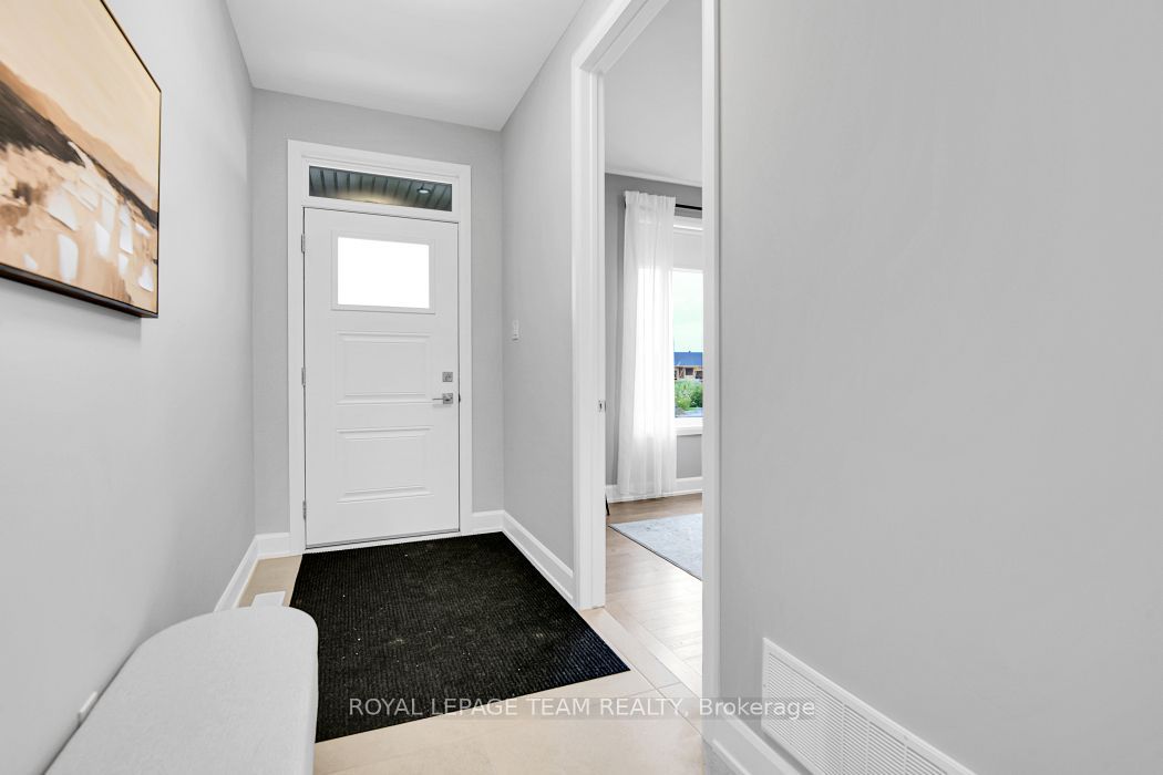1165 Potter Drive, Brockville, ON K6V 0G8 photo 3