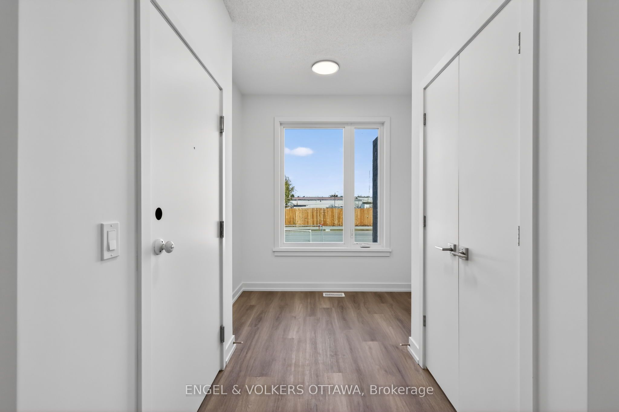 138 Stardust Private, Leitrim, ON K1T 3W6 photo 5