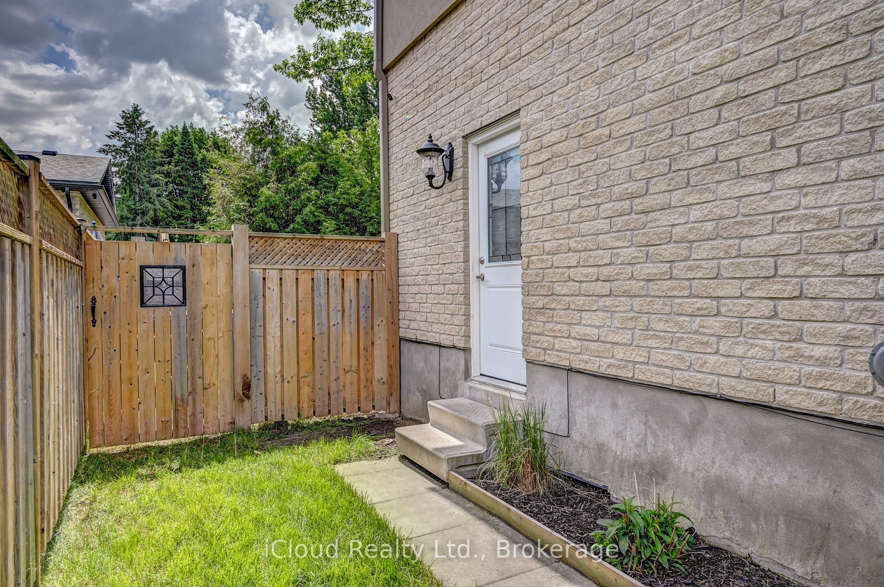 65 Arkell Road Bsmt, Guelph, ON N1L 1G9 photo 2
