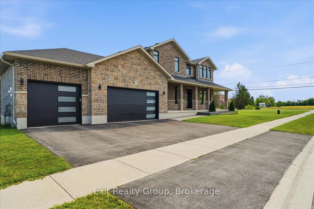 9 Wims Way, Belleville, ON K8N 0H9 photo 2