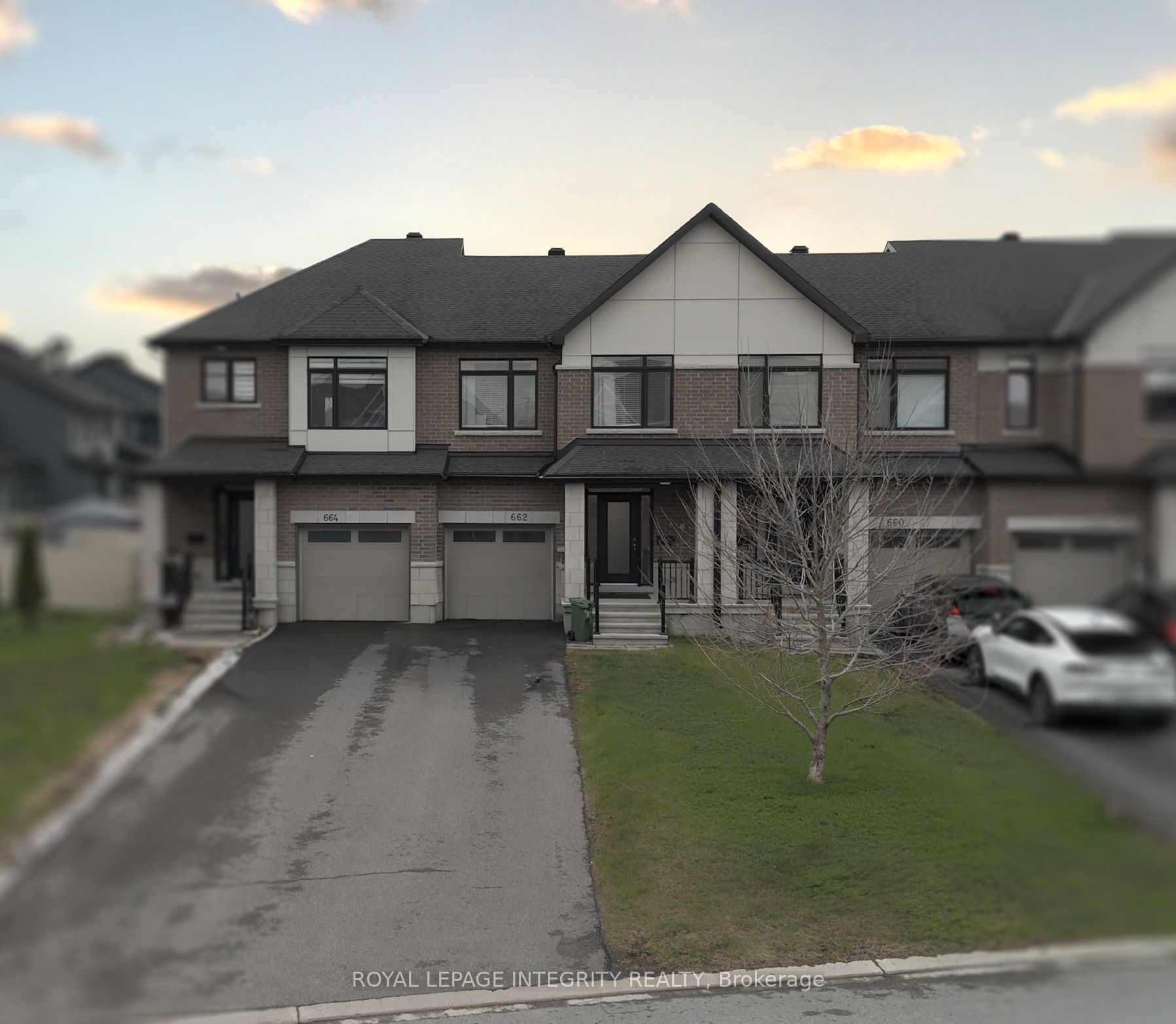 662 PUTNEY Crescent, Stittsville - Munster - Richmond, ON K2S 1E7 photo 2
