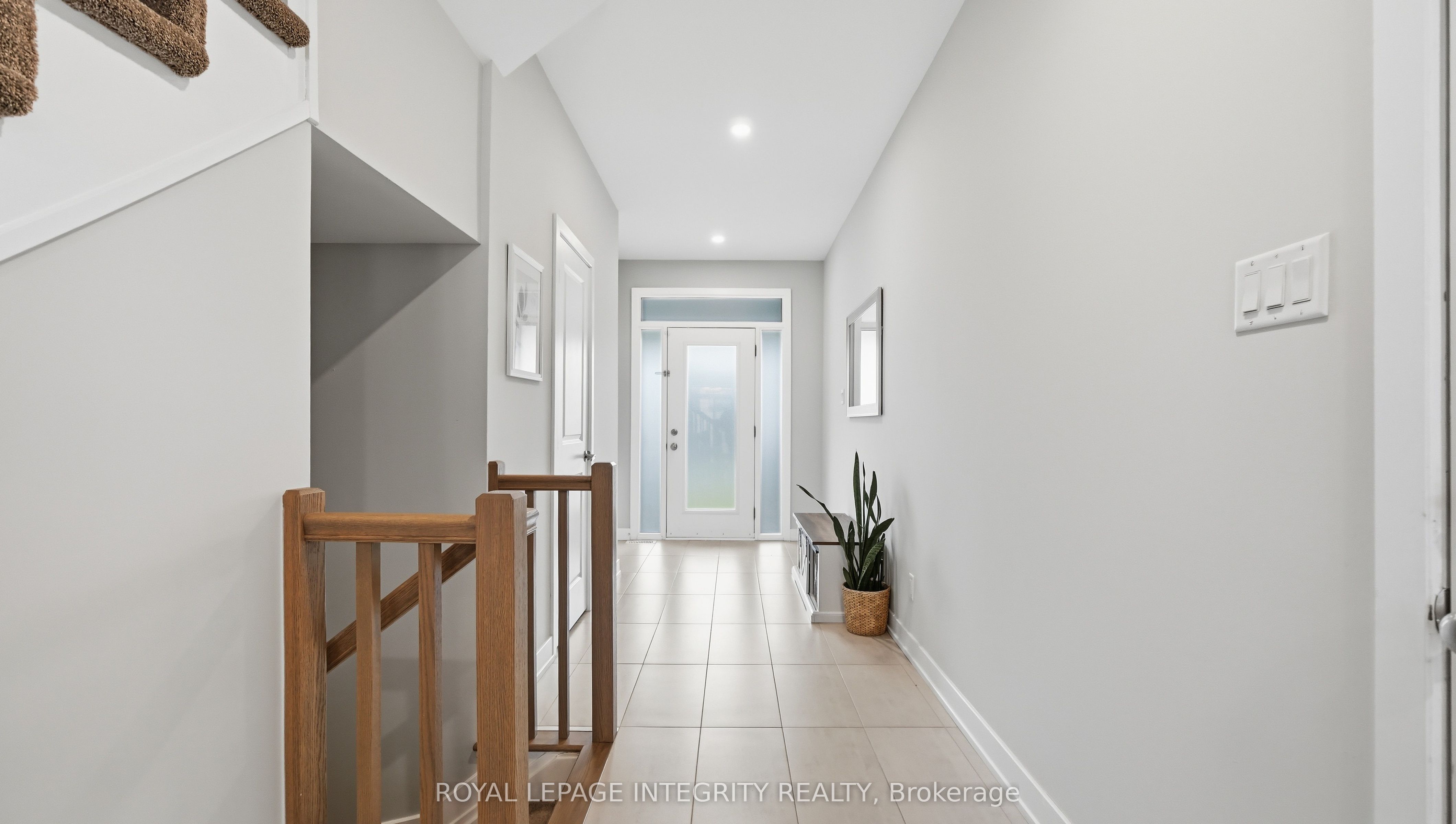 662 PUTNEY Crescent, Stittsville - Munster - Richmond, ON K2S 1E7 photo 4