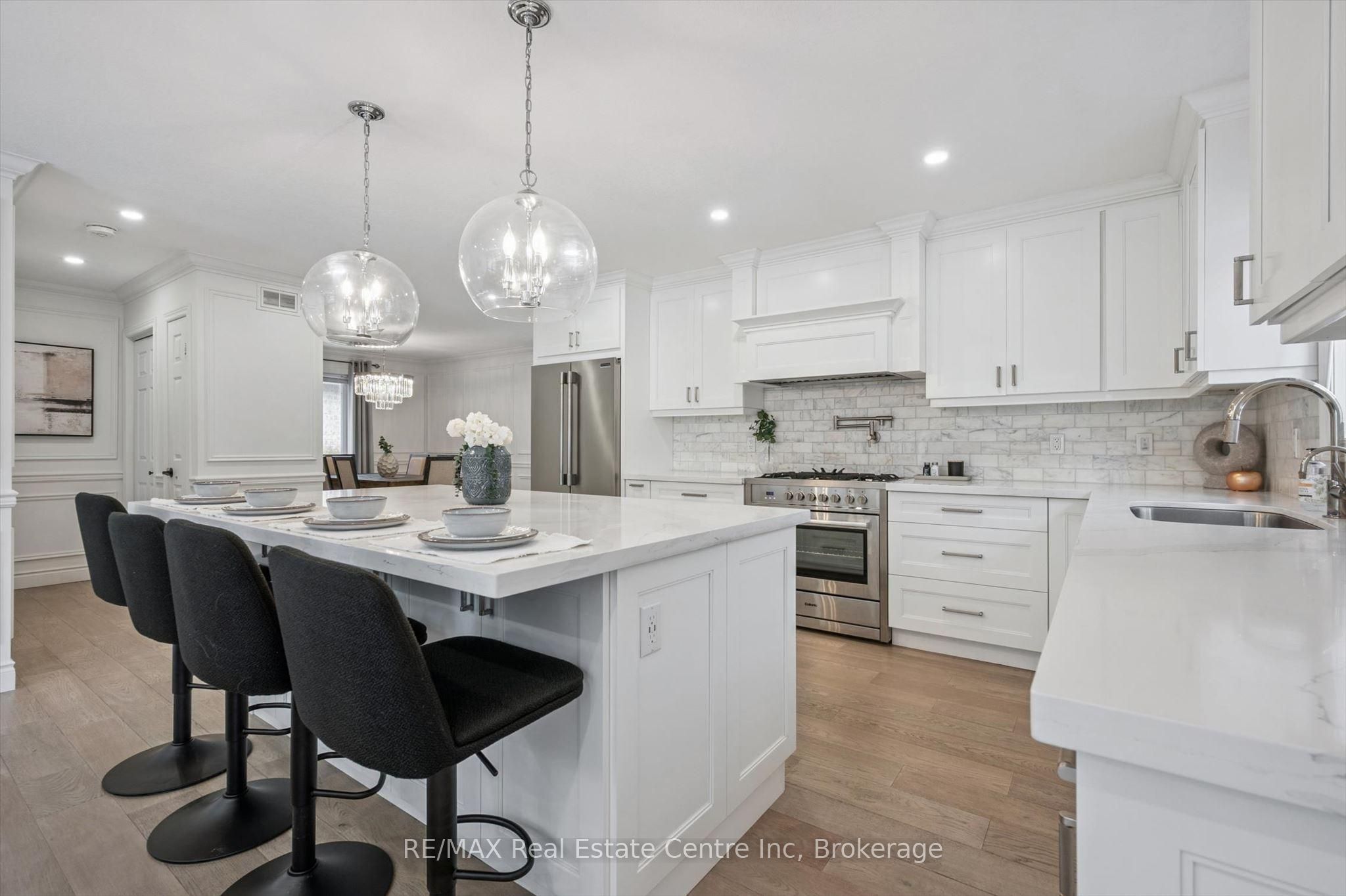 18 KEYS Crescent, Guelph, ON N1G 5J7 photo 2