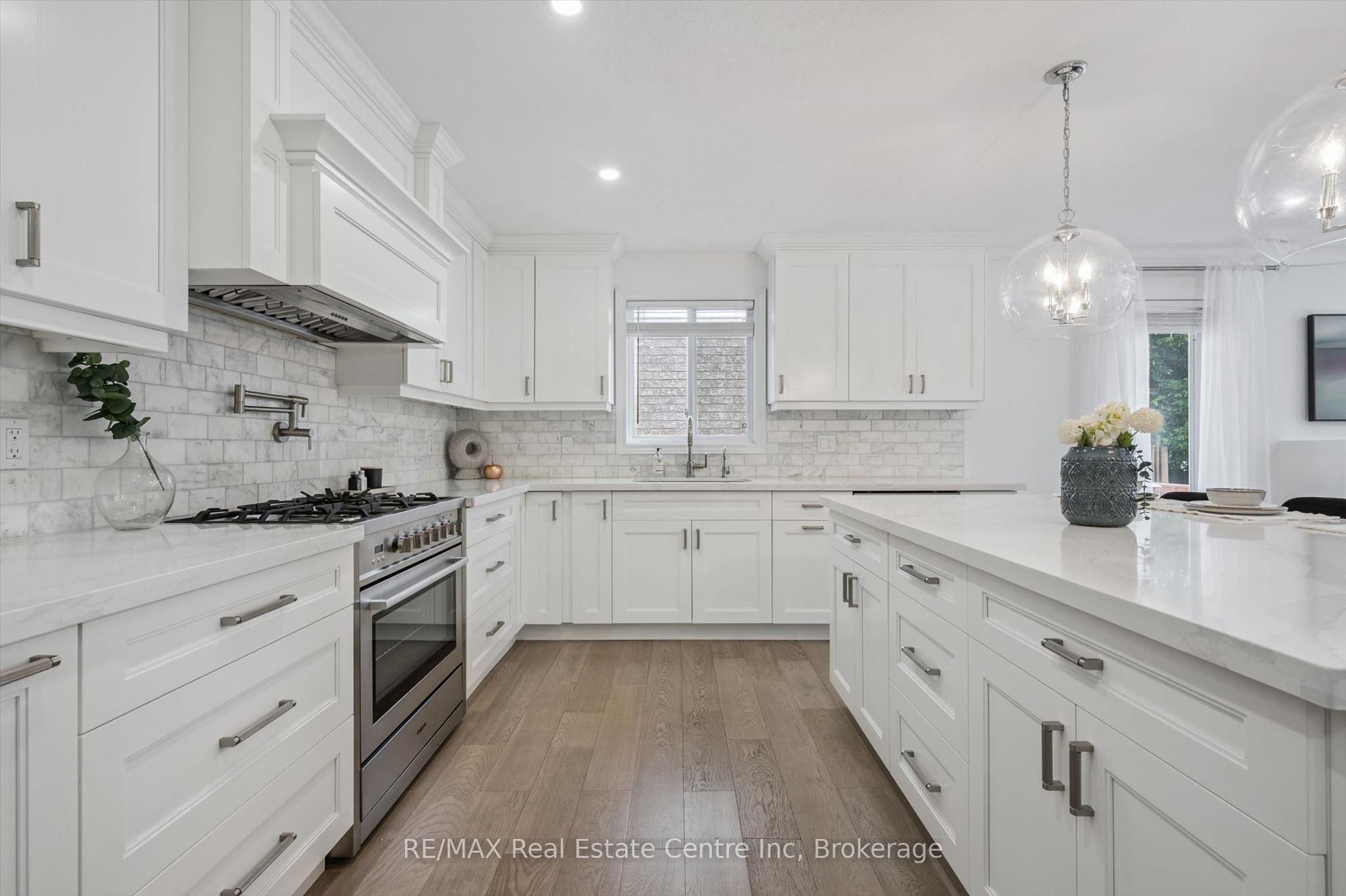 18 KEYS Crescent, Guelph, ON N1G 5J7 photo 4