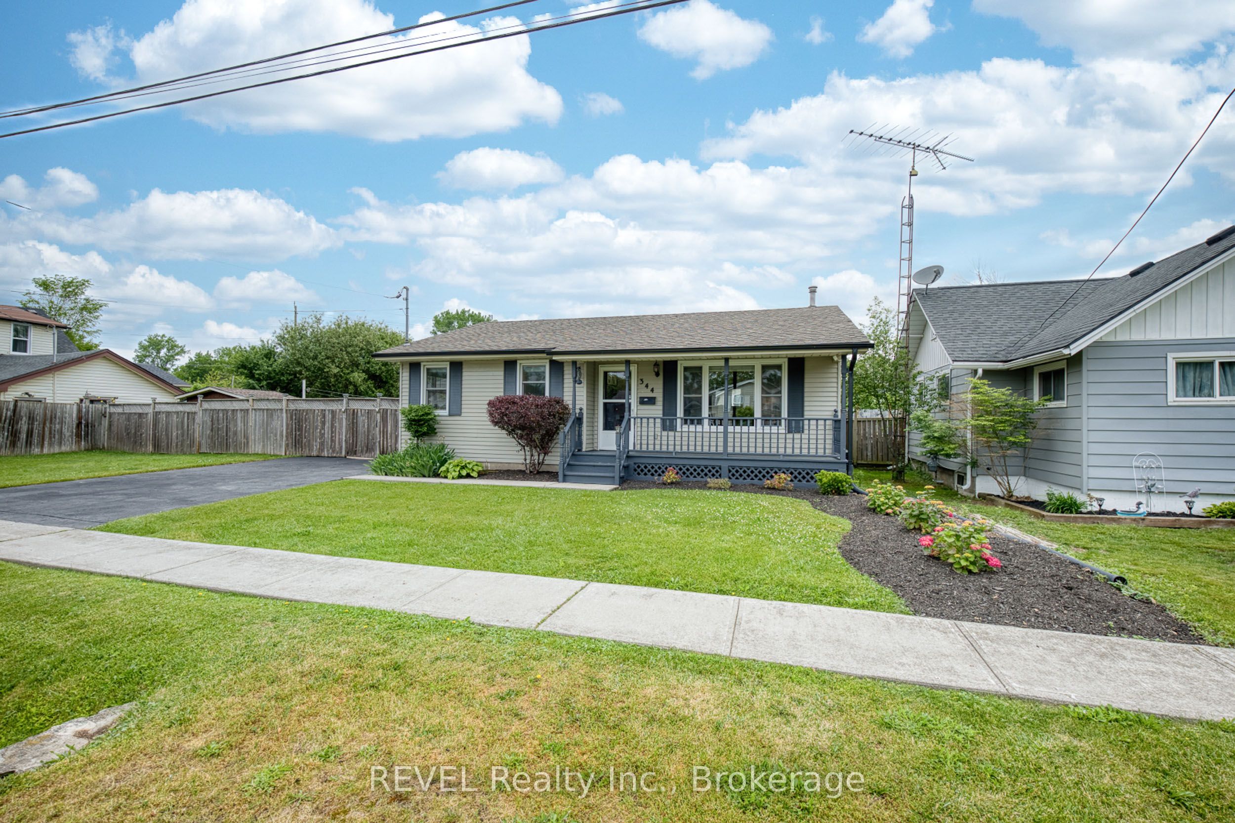 344 Leask Avenue, Fort Erie, ON L2A 4L4