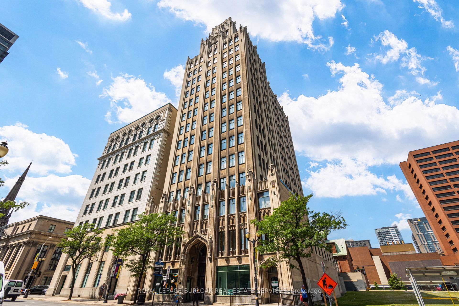 36 James Street S 1403, Hamilton, ON L8P 4W4