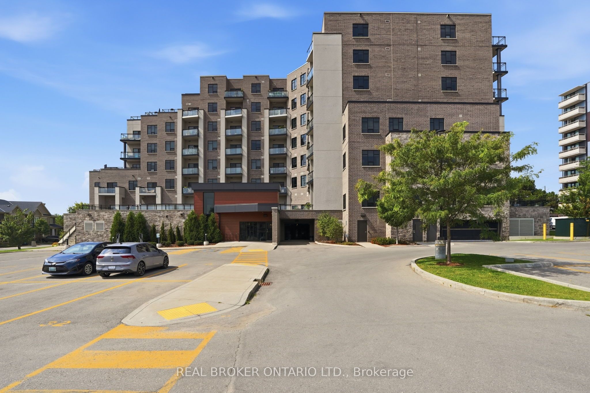 30 Hamilton Street S 101, Hamilton, ON L8B 1V8 photo 4