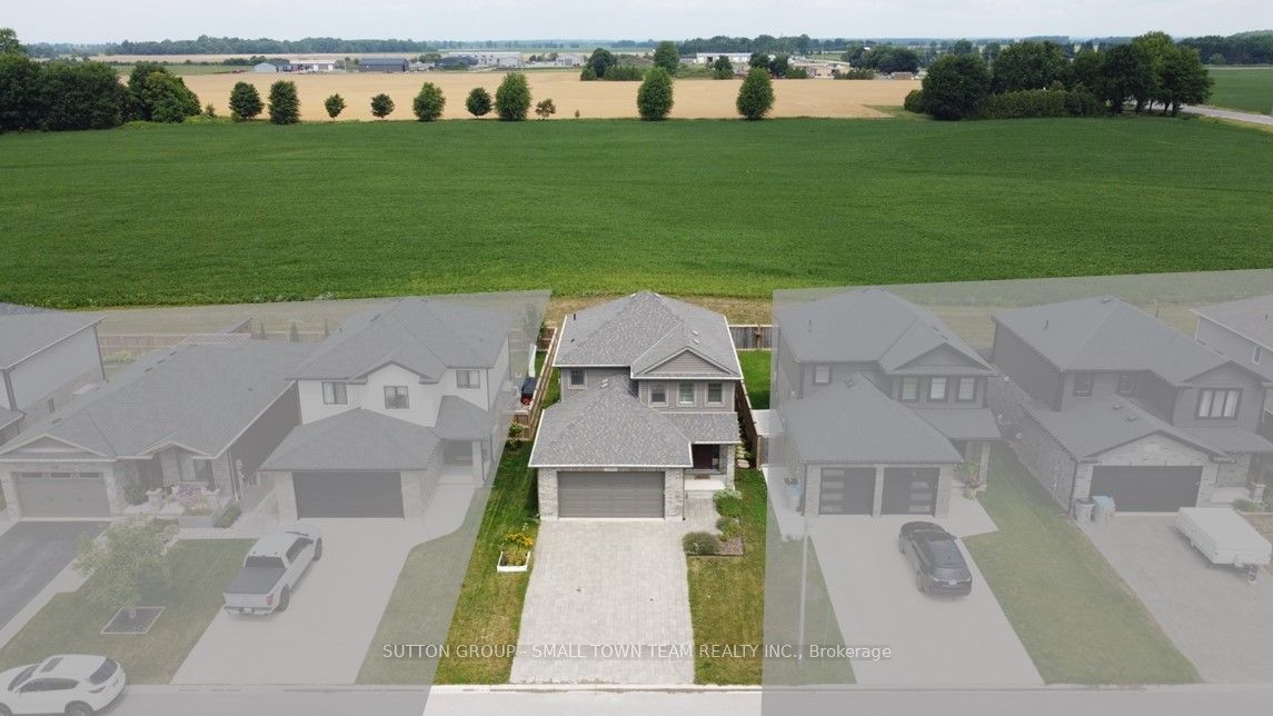 122 Gilmour Drive, Lucan Biddulph, ON N0M 2J0 photo 2