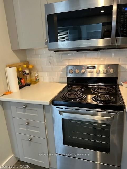 154 James Street S 3, Hamilton, ON L8P 3A2 photo 2