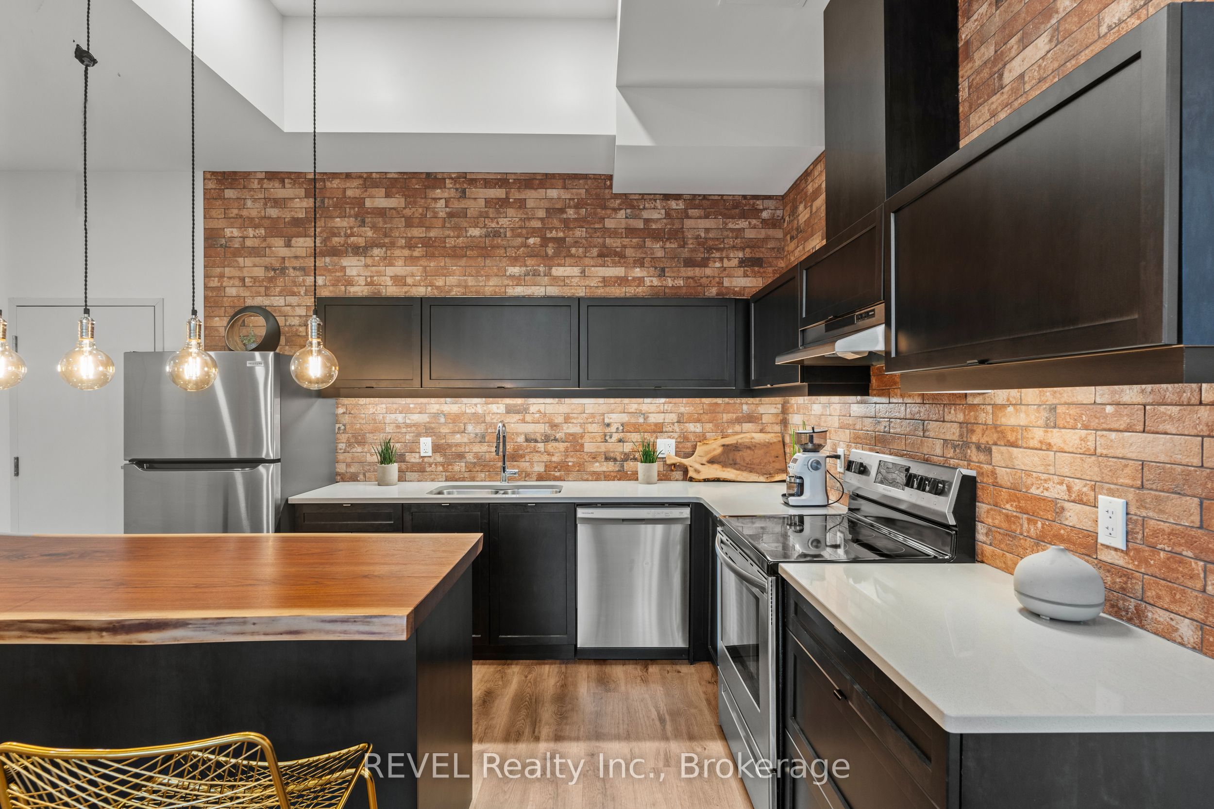 405 Merritt Street 3, St. Catharines, ON L2P 1P5