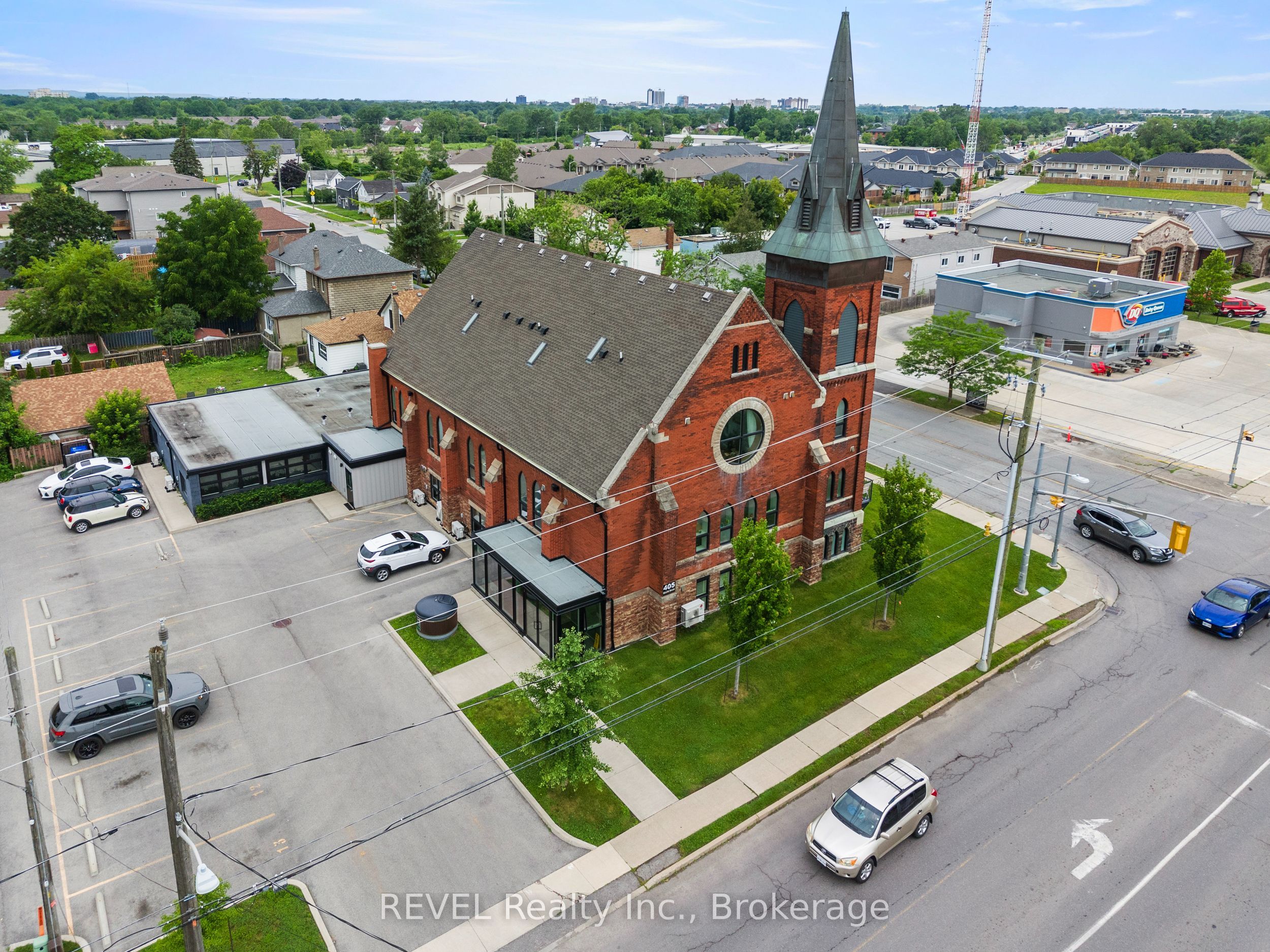405 Merritt Street 3, St. Catharines, ON L2P 1P5 photo 3