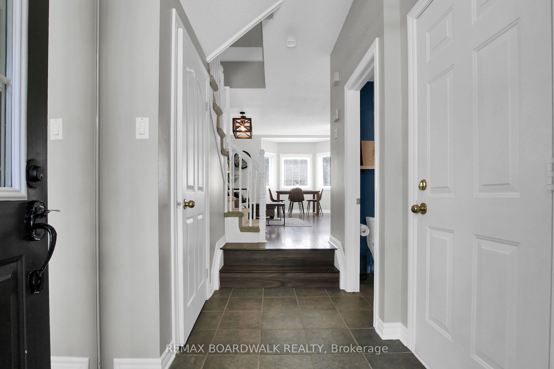 86 Saddlesmith Circle, Kanata, ON K2M 2Y5 photo 3