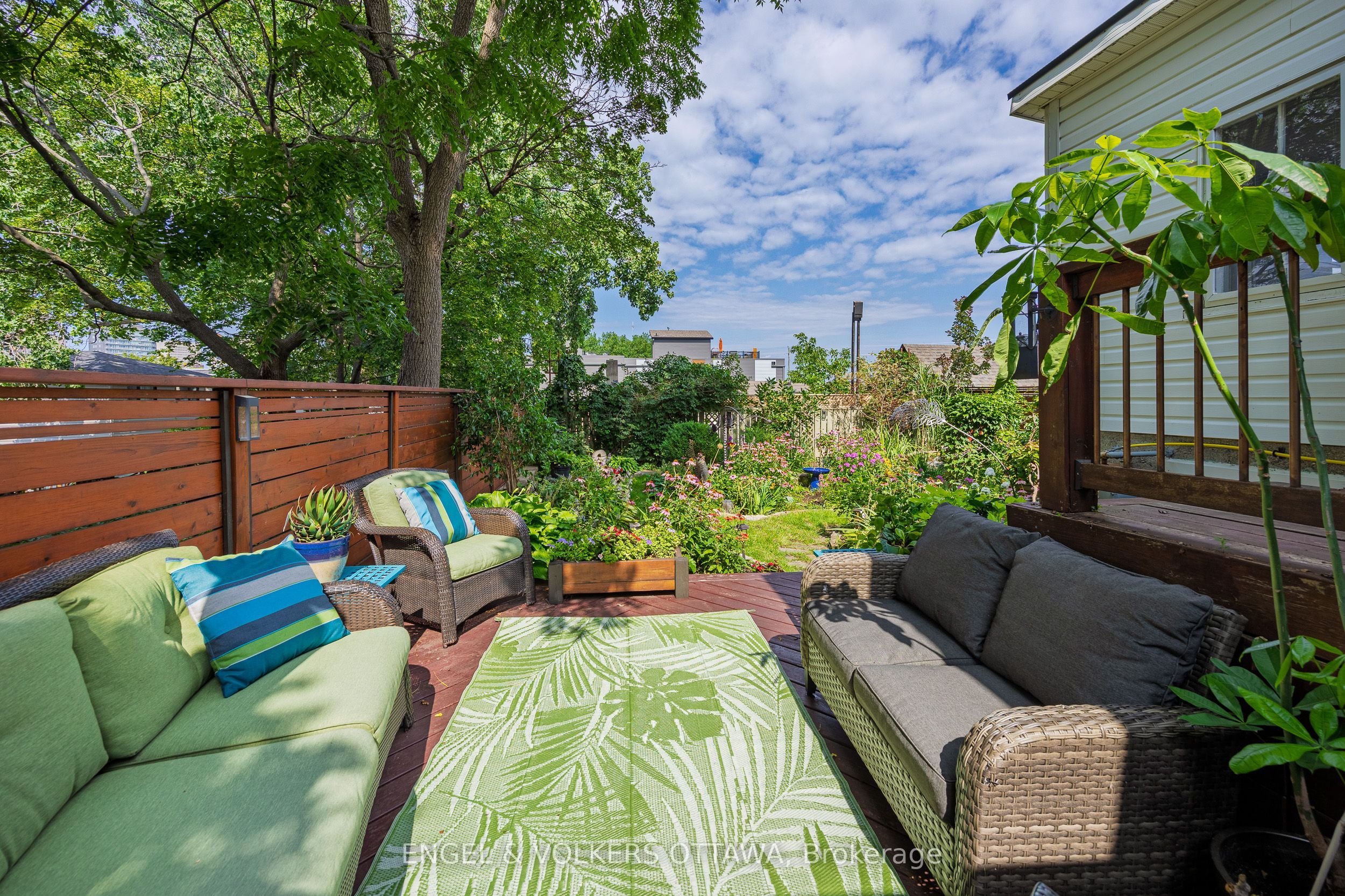 15 Lowrey Street, West Centre Town, ON K1Y 2S5 photo 3