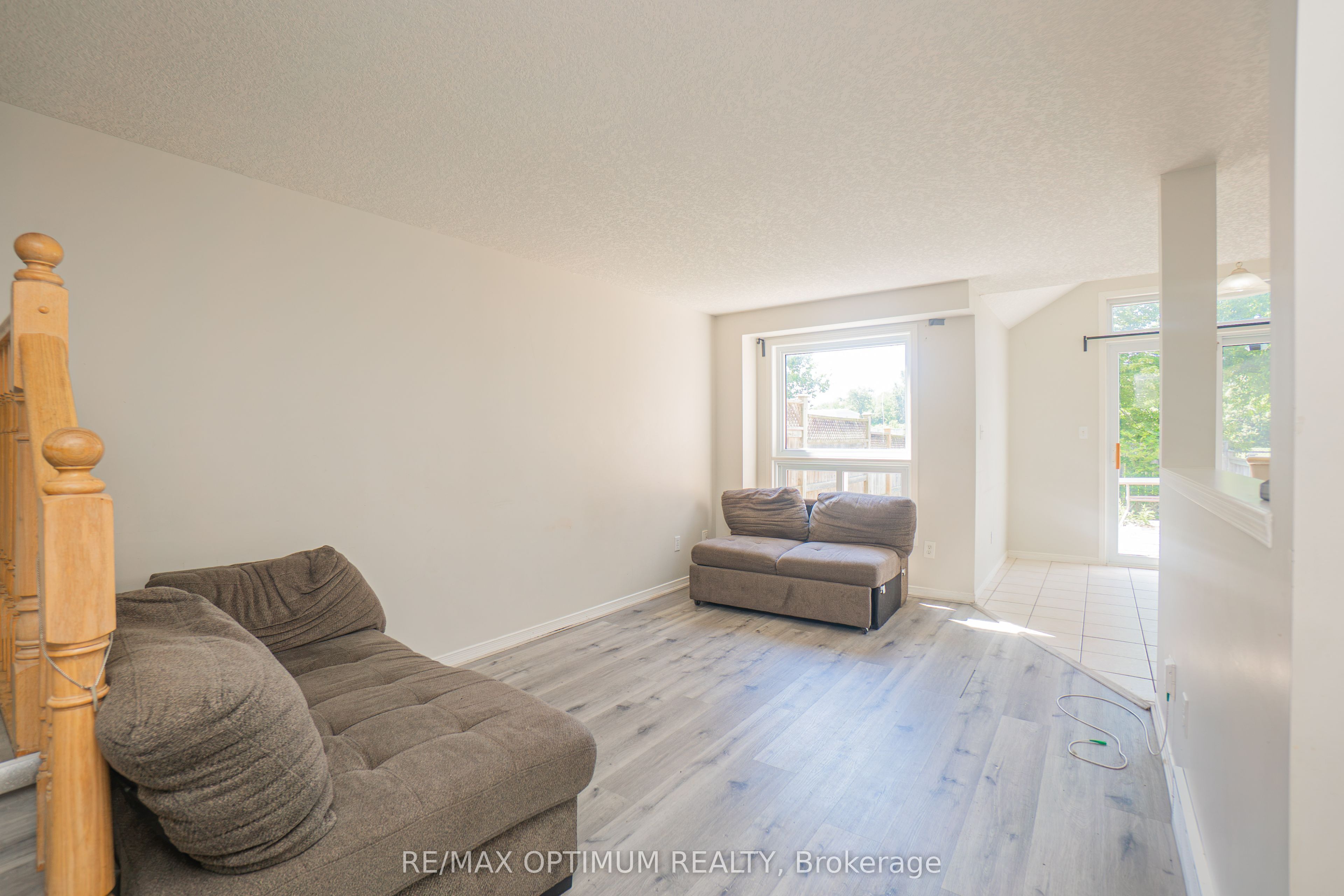 139 Activa Avenue, Kitchener, ON N2E 3T3 photo 5