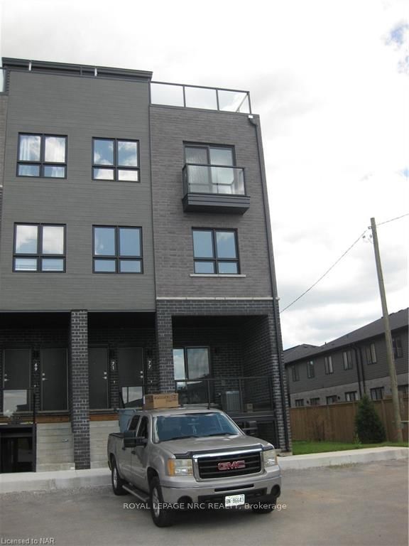 6705 CROPP Street 77, Niagara Falls, ON L2E 0C1