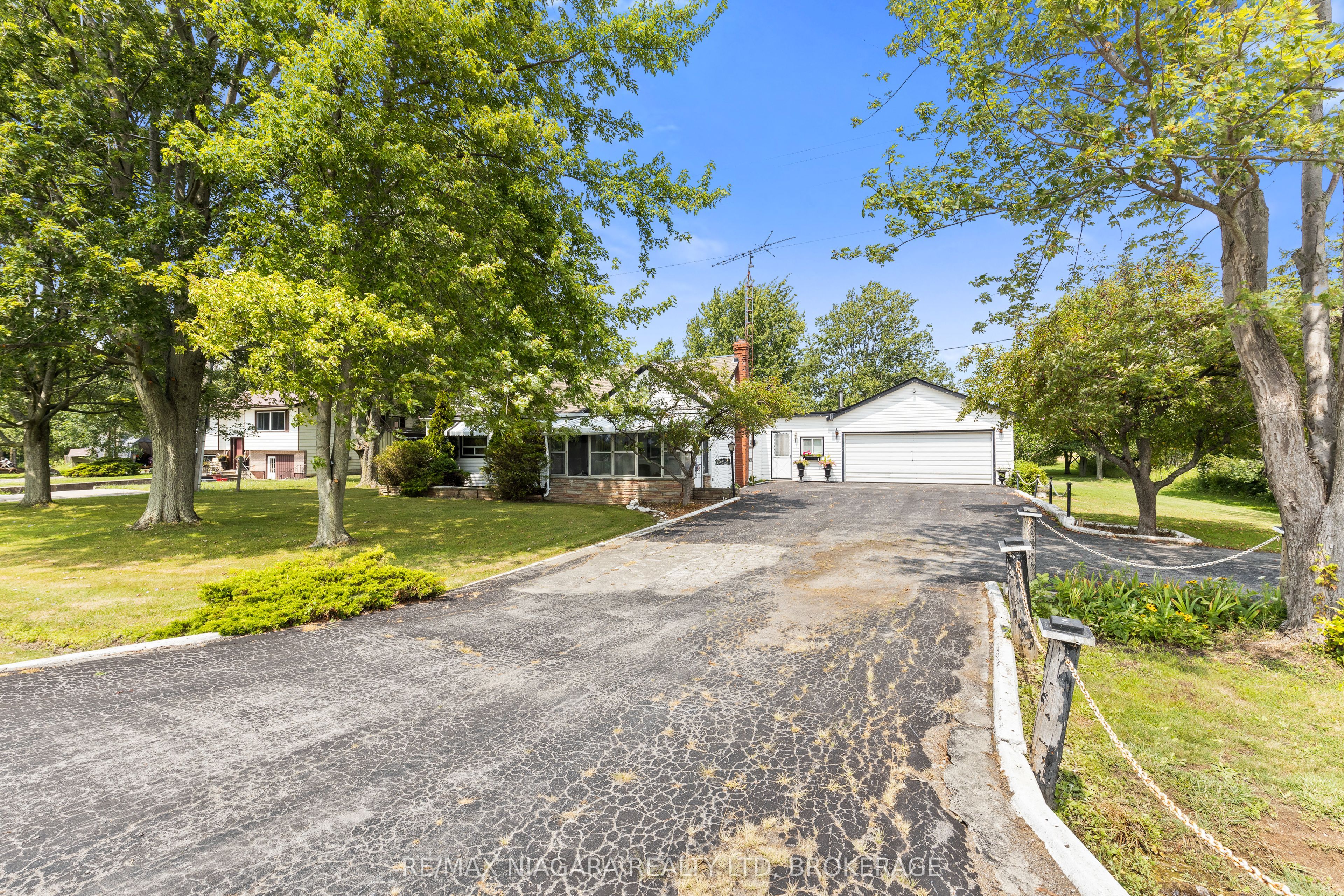 2249 North Shore Drive, Haldimand, ON N0A 1K0 photo 2