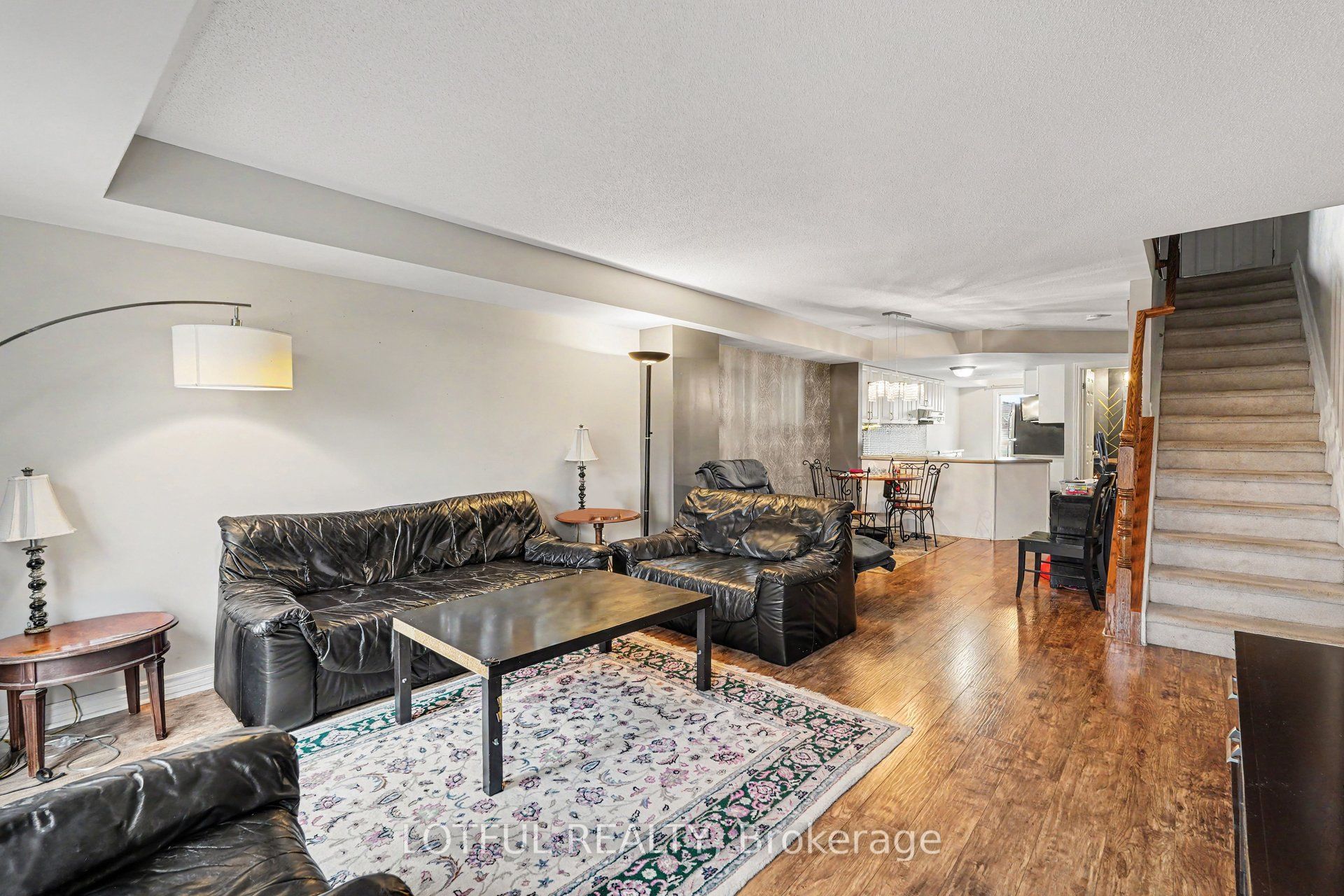 585 Chapman Mills Drive 20, Barrhaven, ON K2J 5T1 photo 4