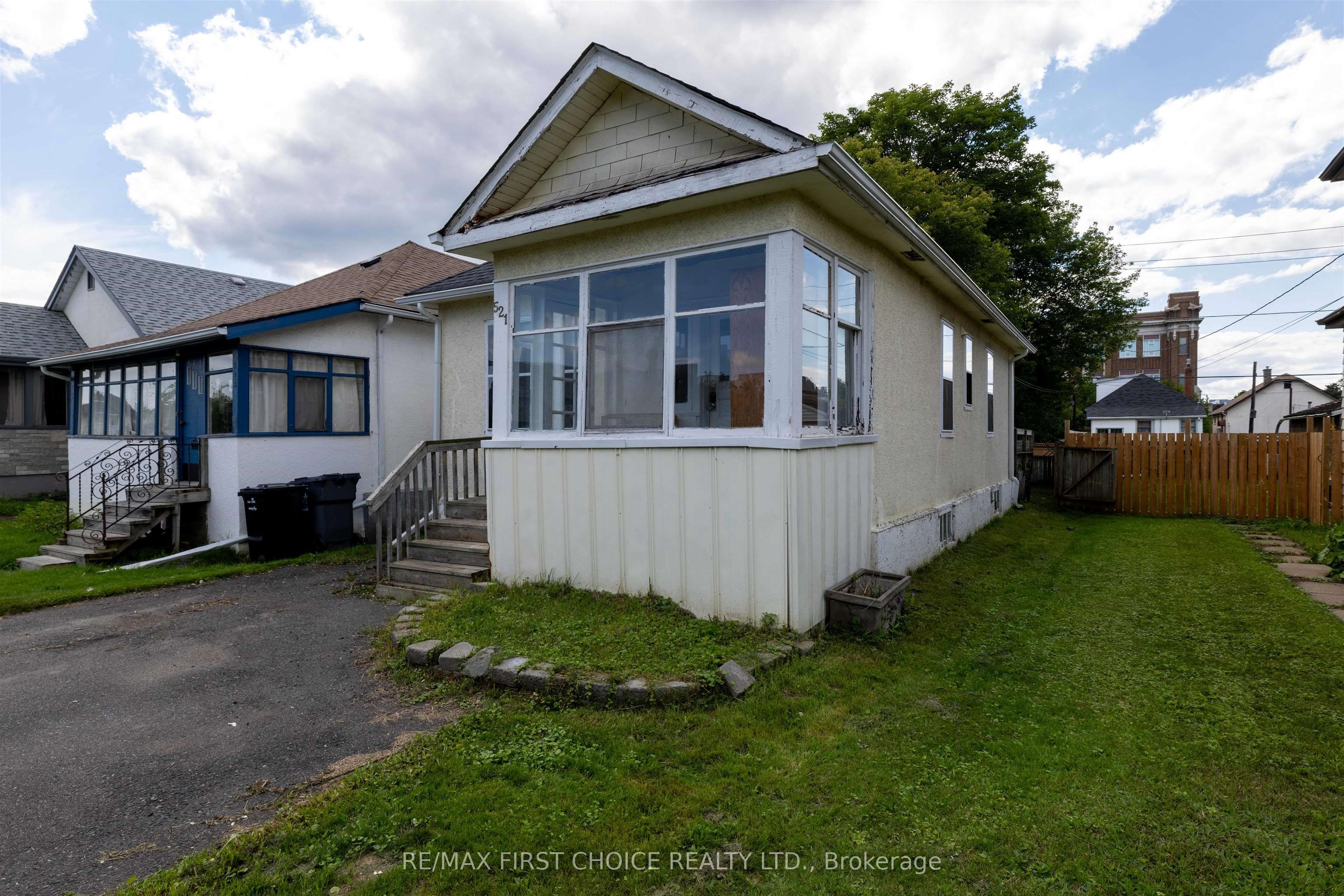 521 Vickers Street S, Thunder Bay, ON P7E 1K1 photo 5