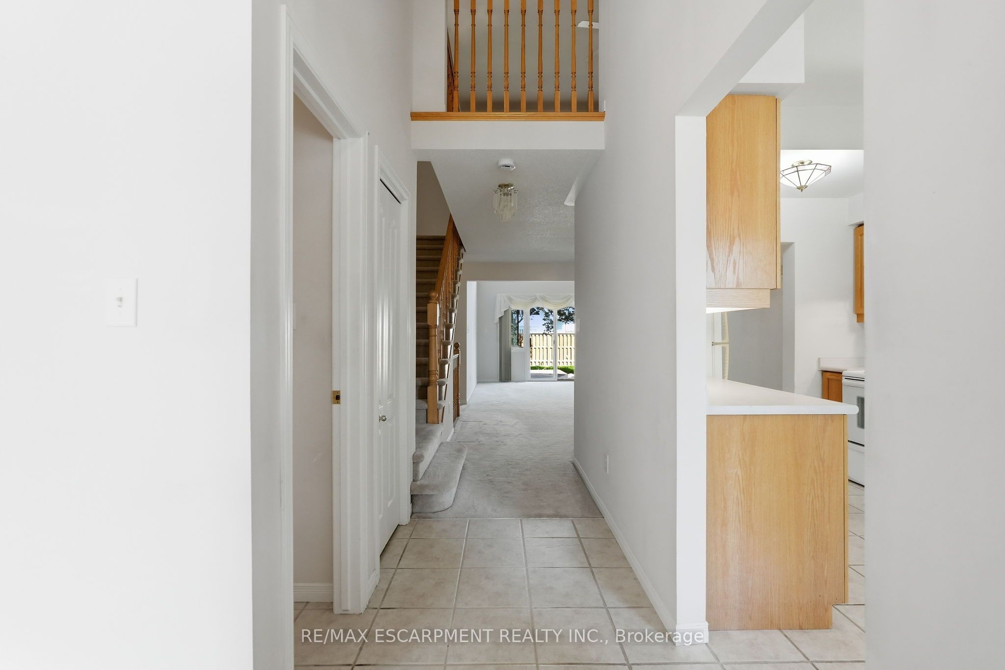 212 Stonehenge Drive 41, Hamilton, ON L9K 1N4 photo 4