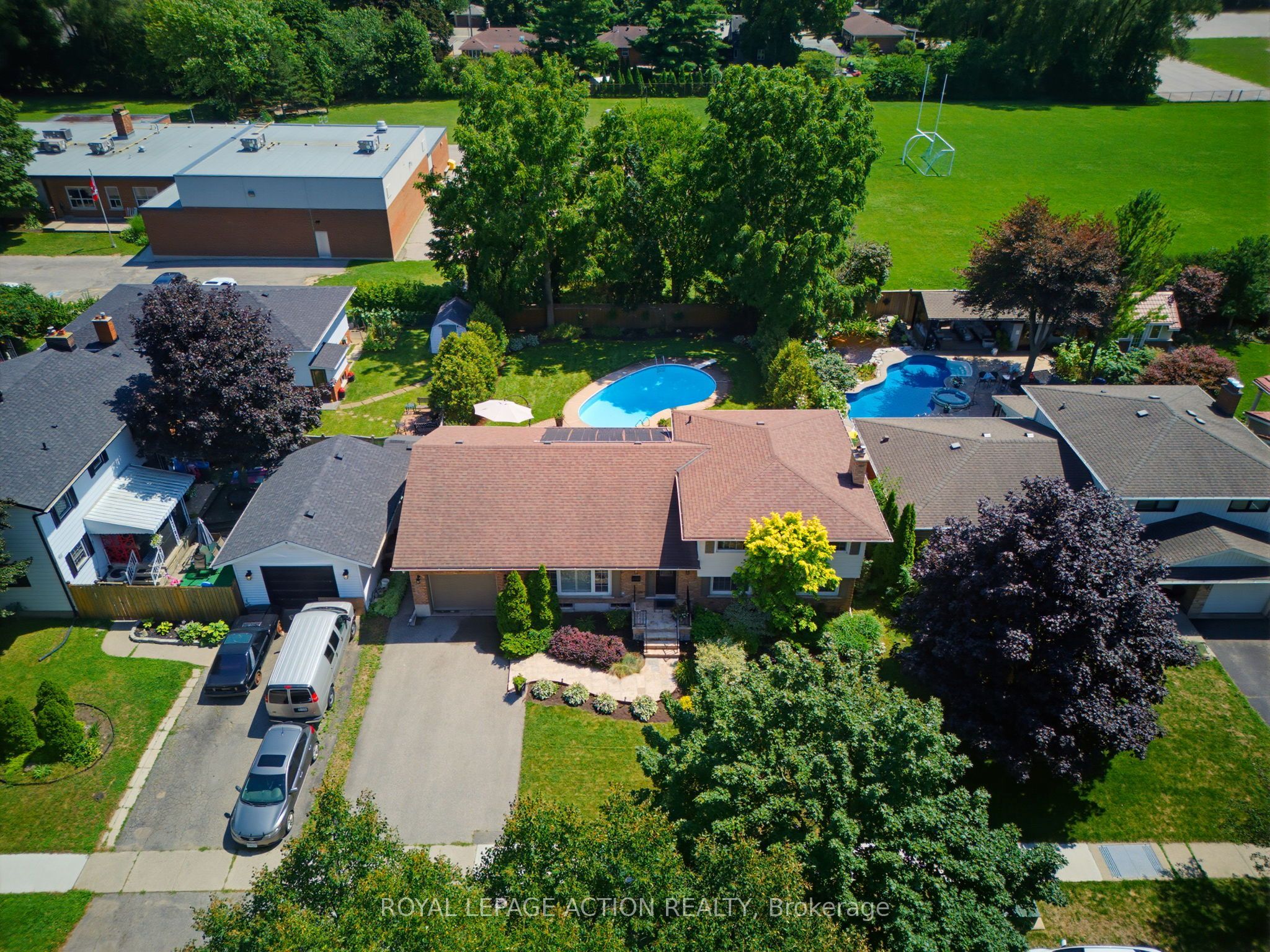 5 Marigold Street, Brantford, ON N3R 5W7