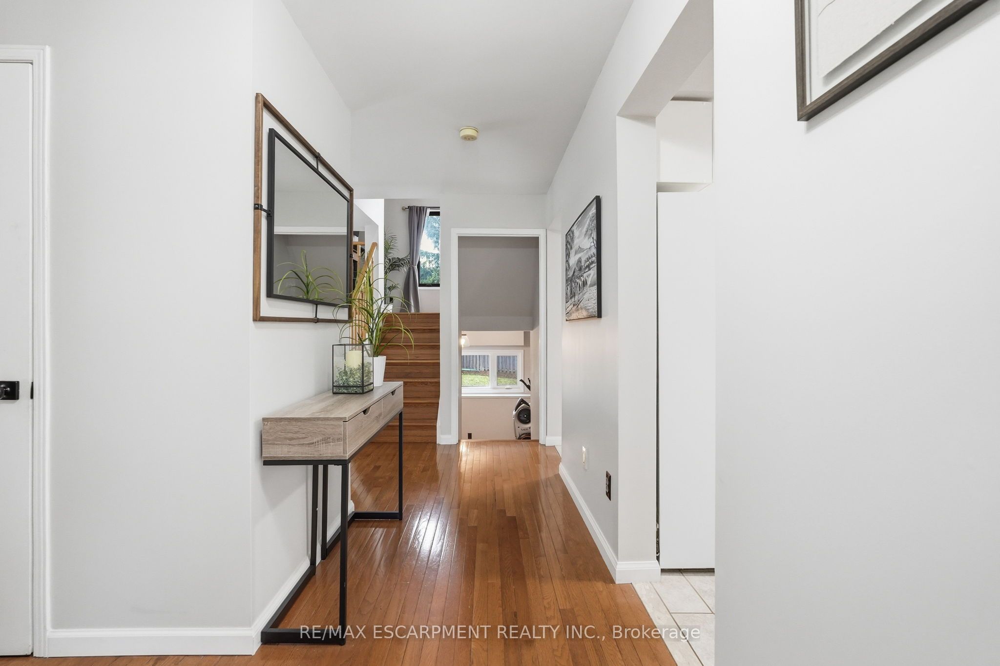 6 WOODCROFT Crescent, Hamilton, ON L8B 0H1 photo 4