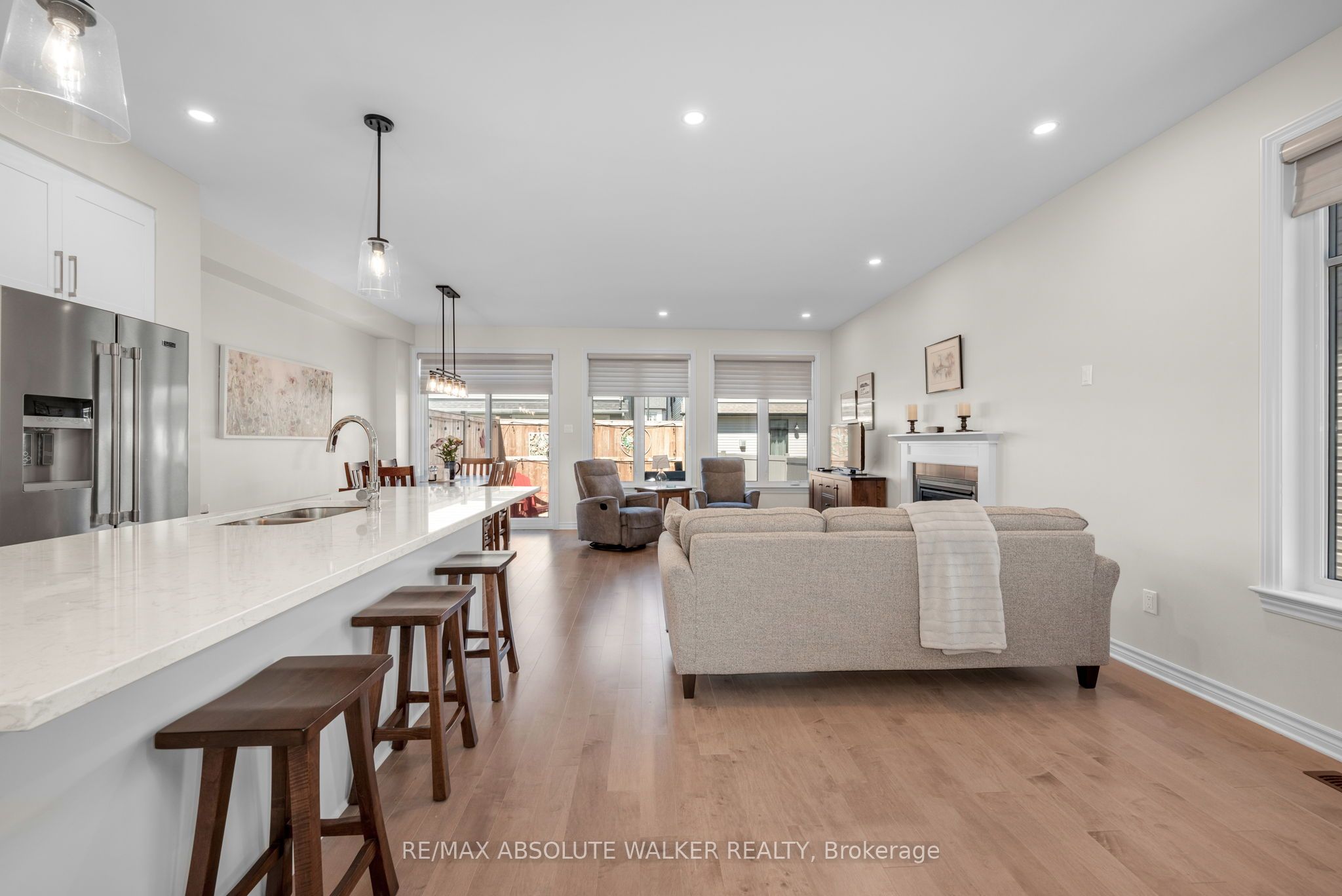 2381 Goldhawk Drive, Stittsville - Munster - Richmond, ON K2S 2X4 photo 4