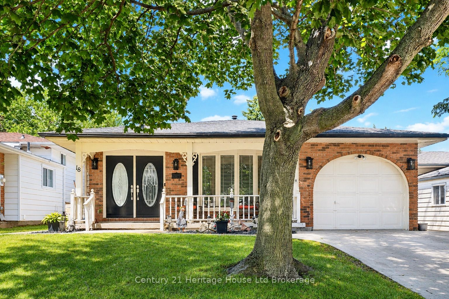 18 Locust Crescent, London South, ON N6E 2K2