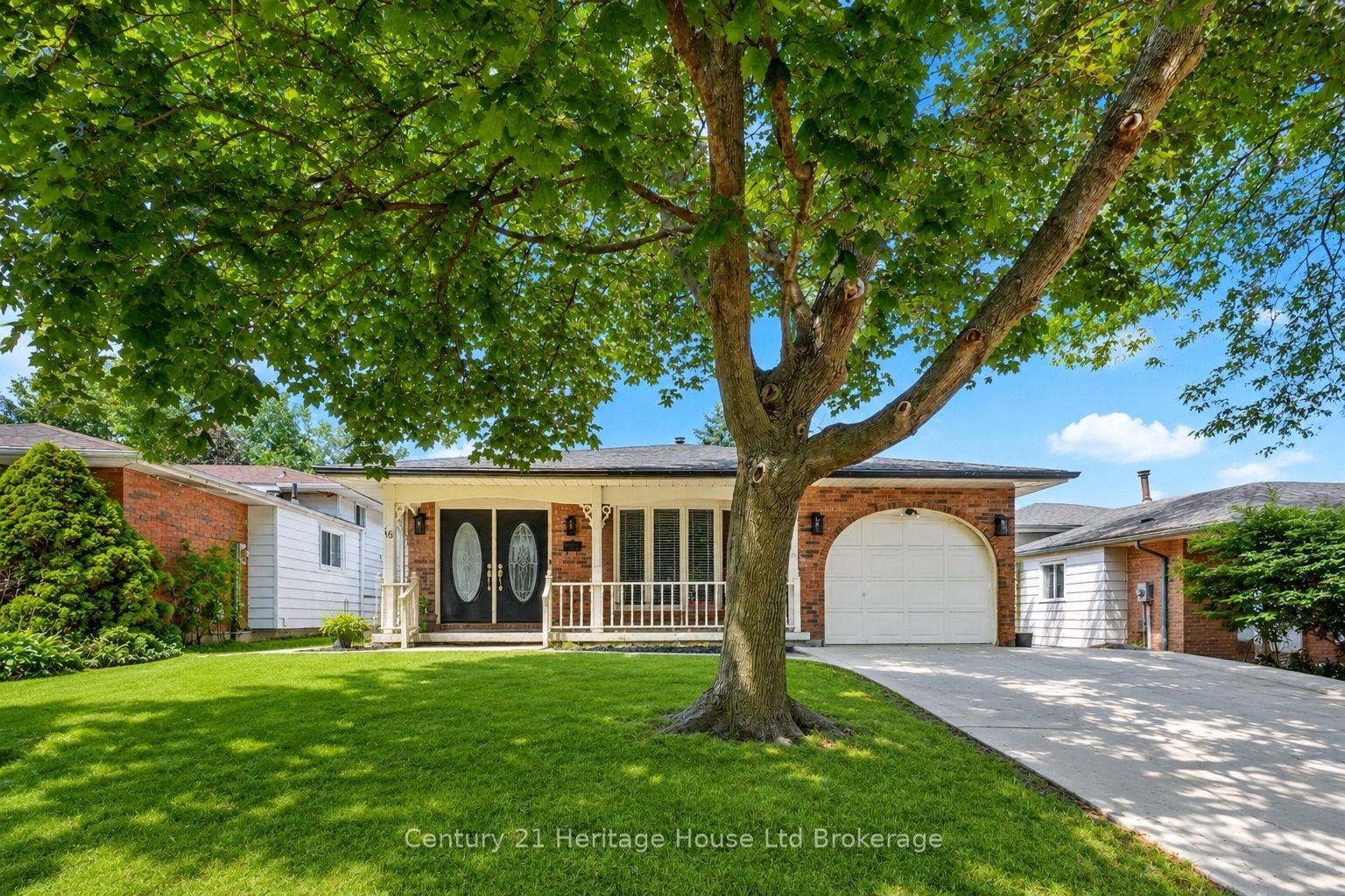 18 Locust Crescent, London South, ON N6E 2K2 photo 2