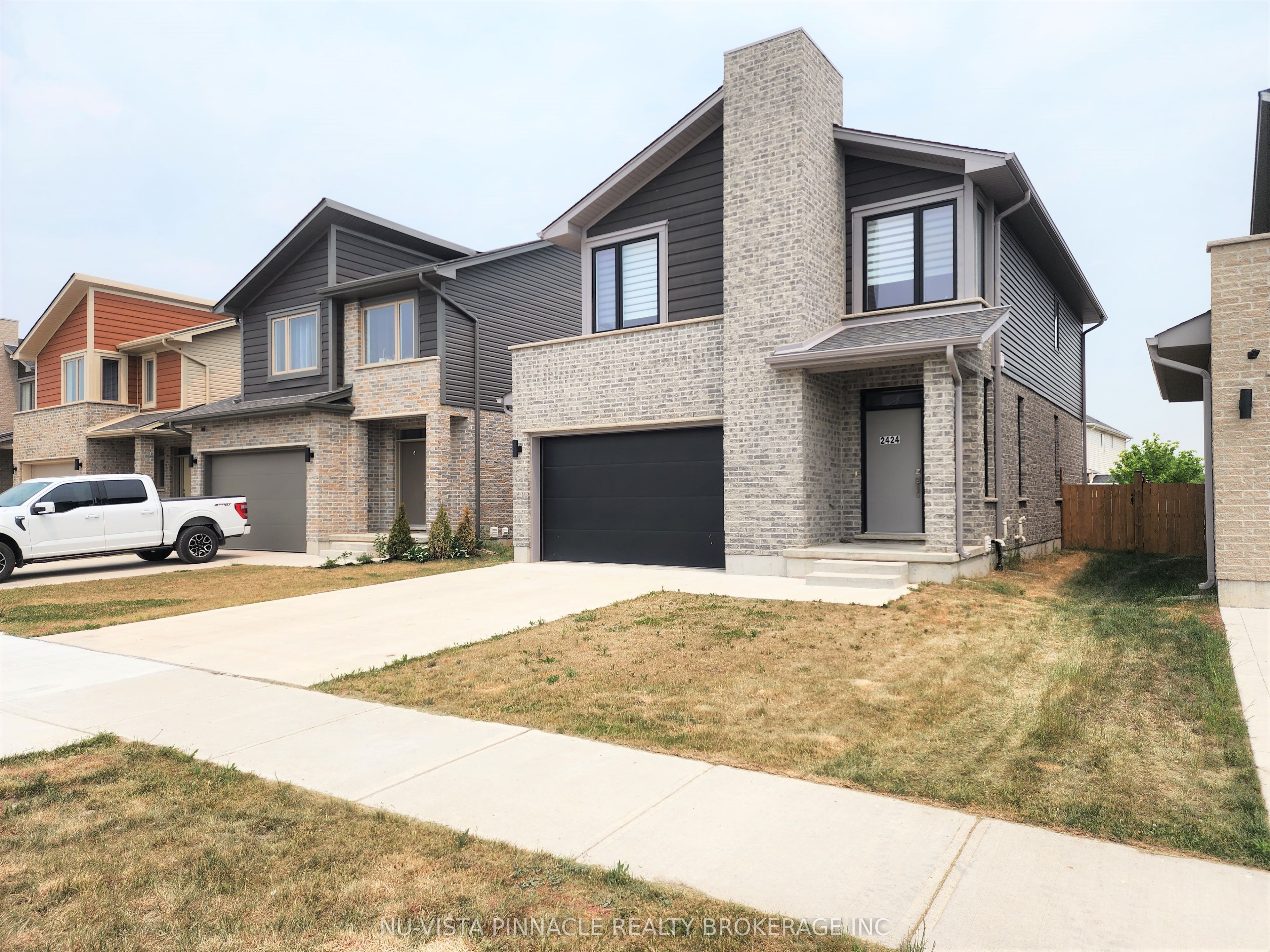 2424 Irish Moss Road, London South, ON N6M 0H6 photo 2