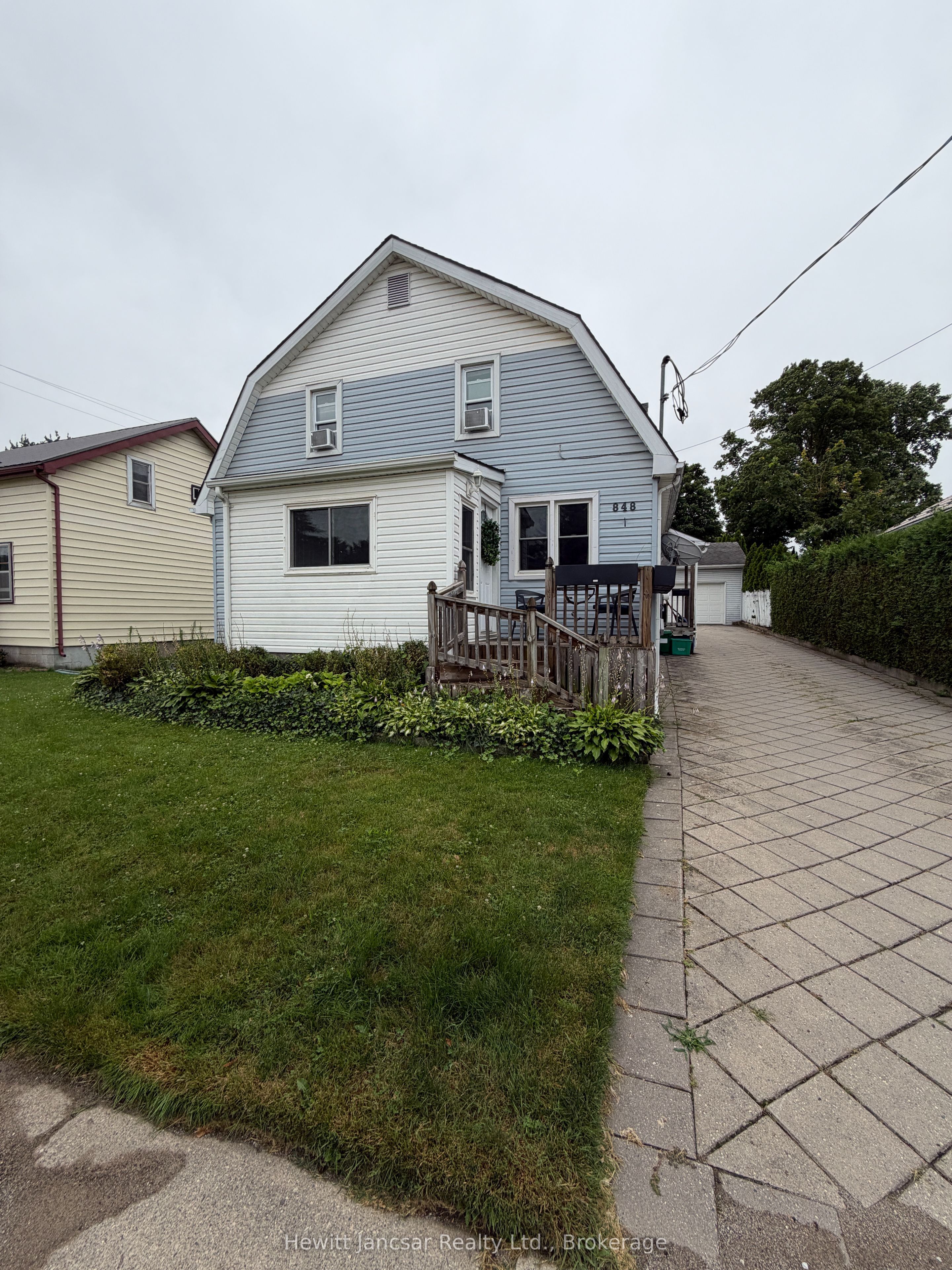 848A DUFFERIN Street, Woodstock, ON N4S 1Y9
