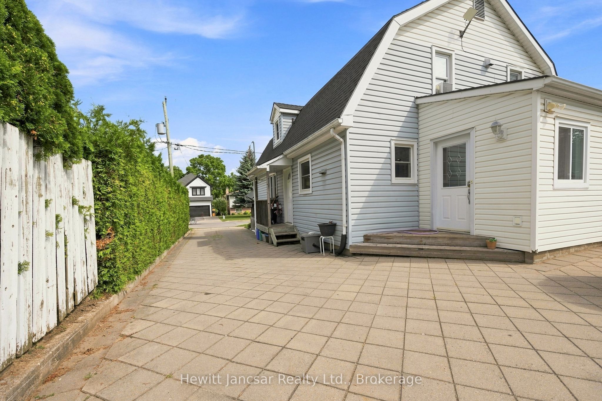 848A DUFFERIN Street, Woodstock, ON N4S 1Y9 photo 4