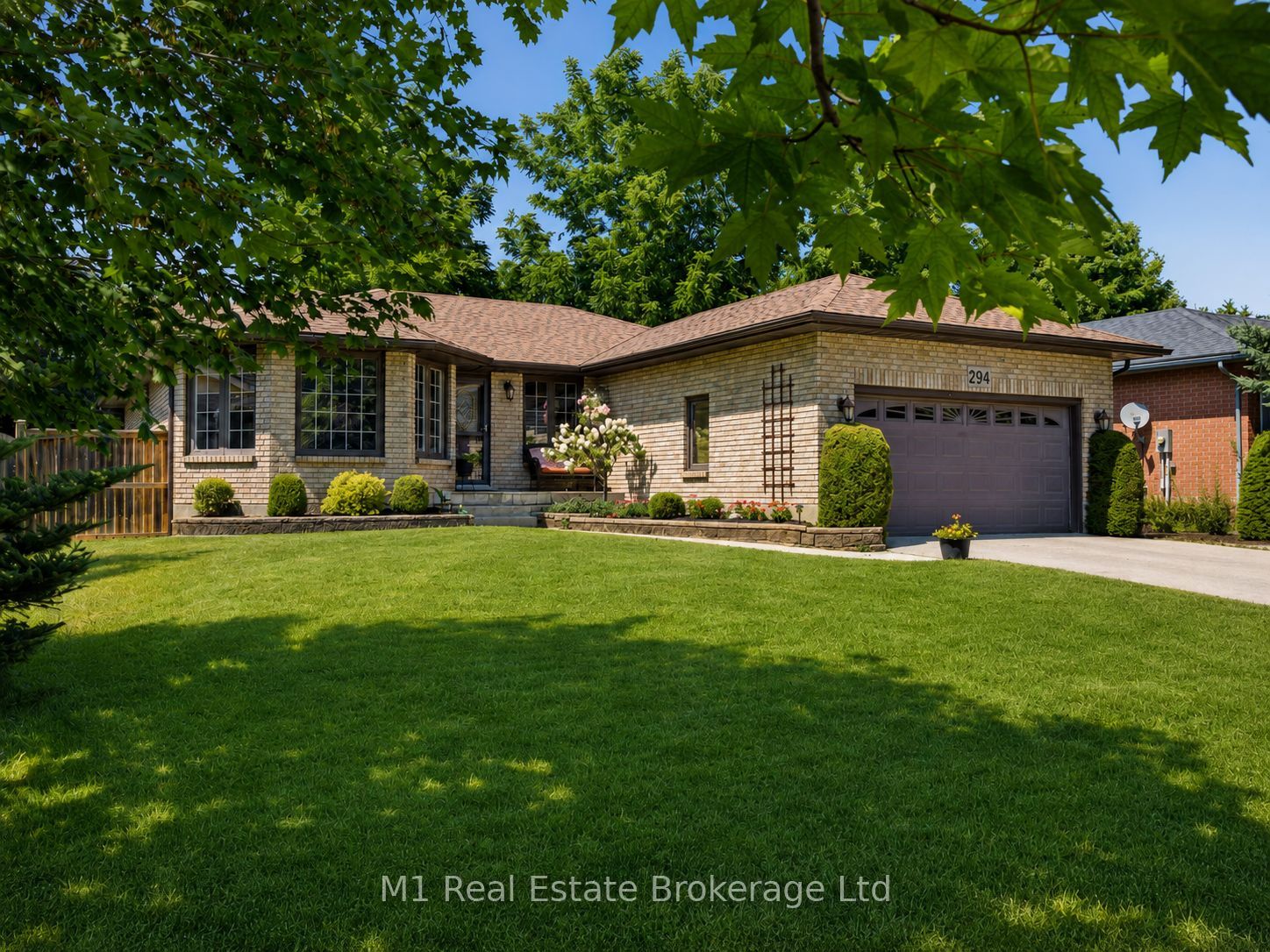 294 Colborne Street, Centre Wellington, ON N0B 1S0 photo 2