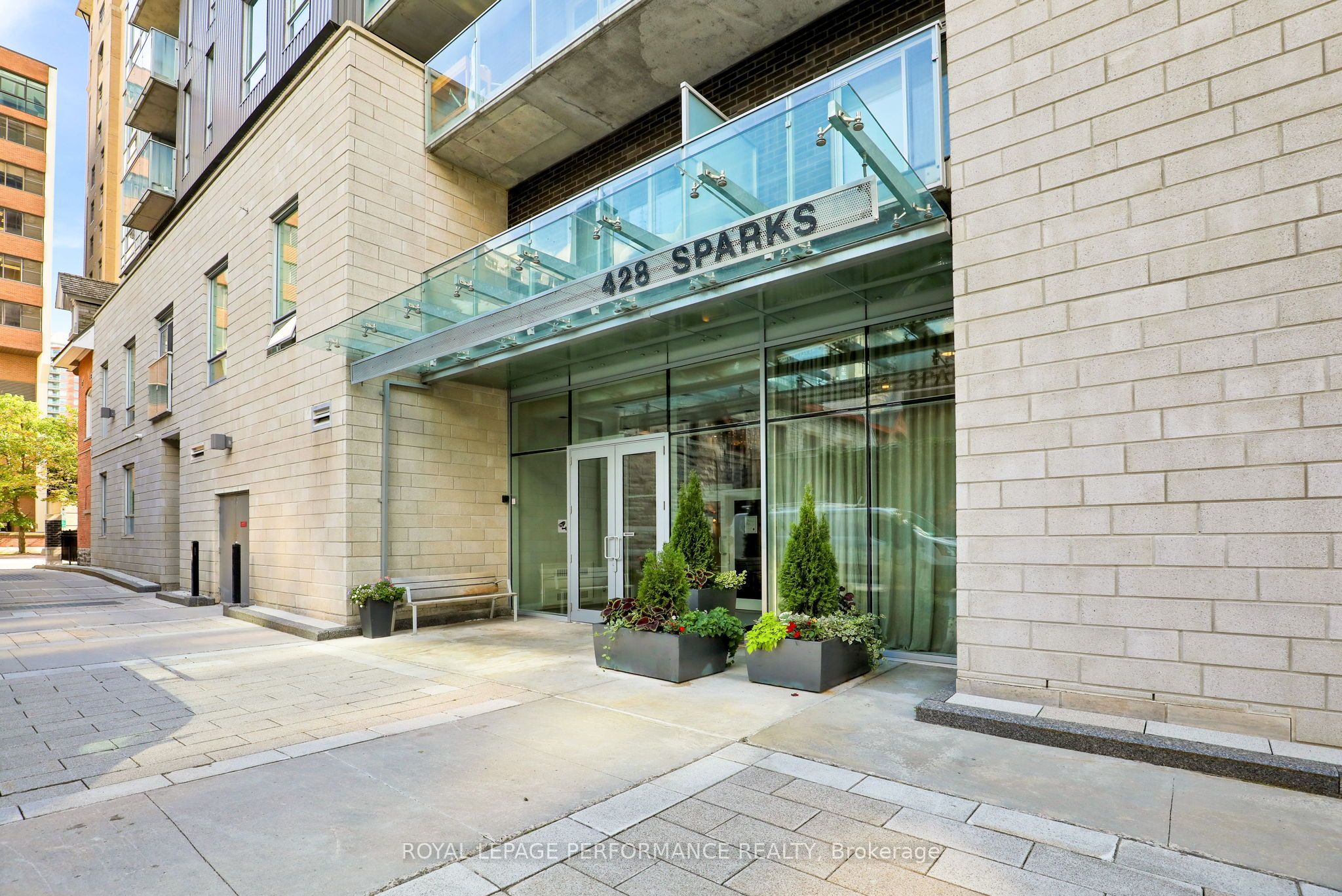 428 Sparks Street 1502, Ottawa Centre, ON K1R 0B3 photo 4