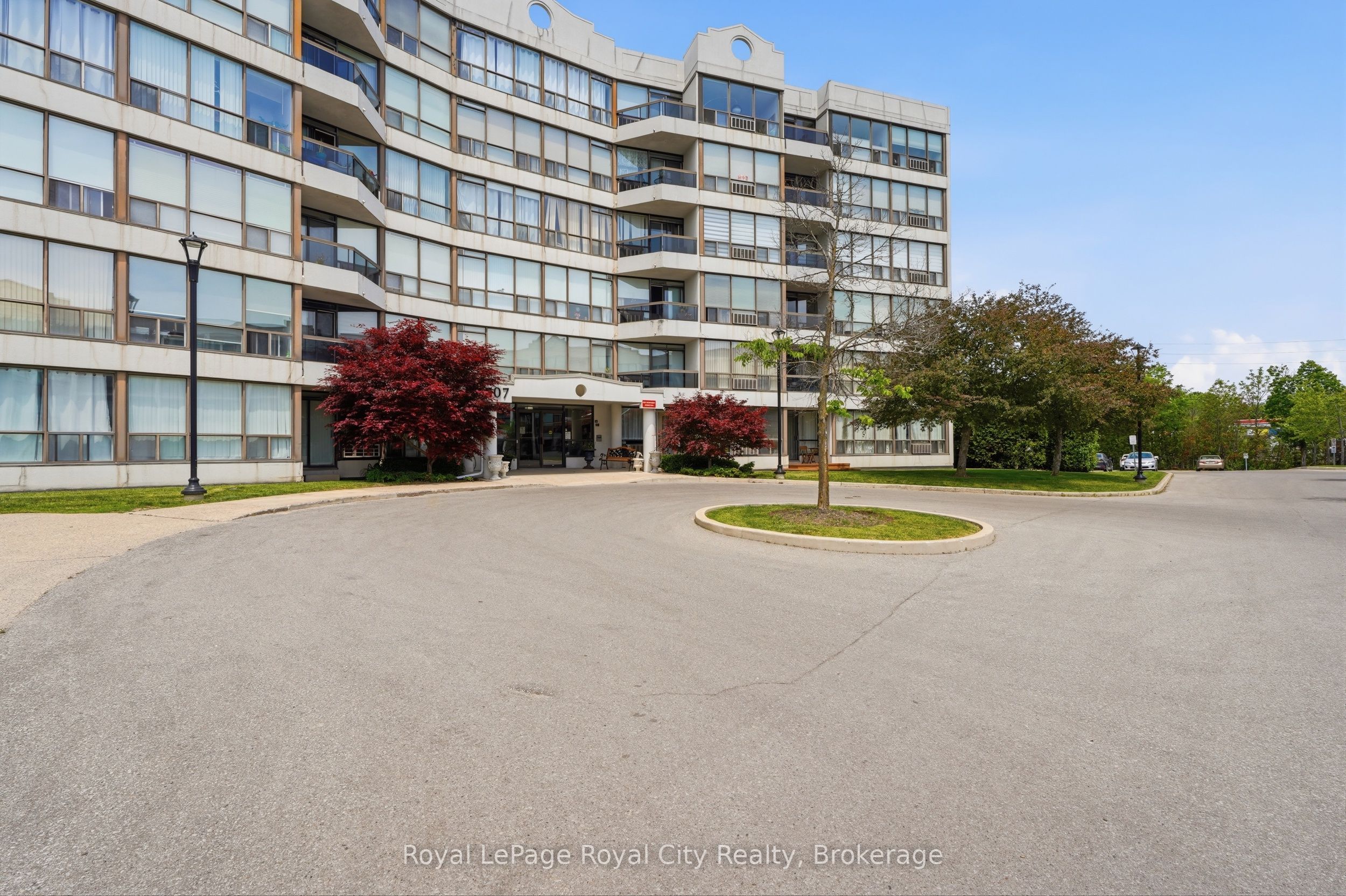 107 Bagot Street 610, Guelph, ON N1H 8H5 photo 3
