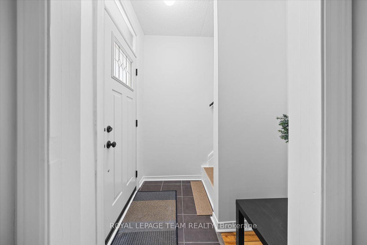 135 Upper Lorne Place, West Centre Town, ON K1R 7G8 photo 3