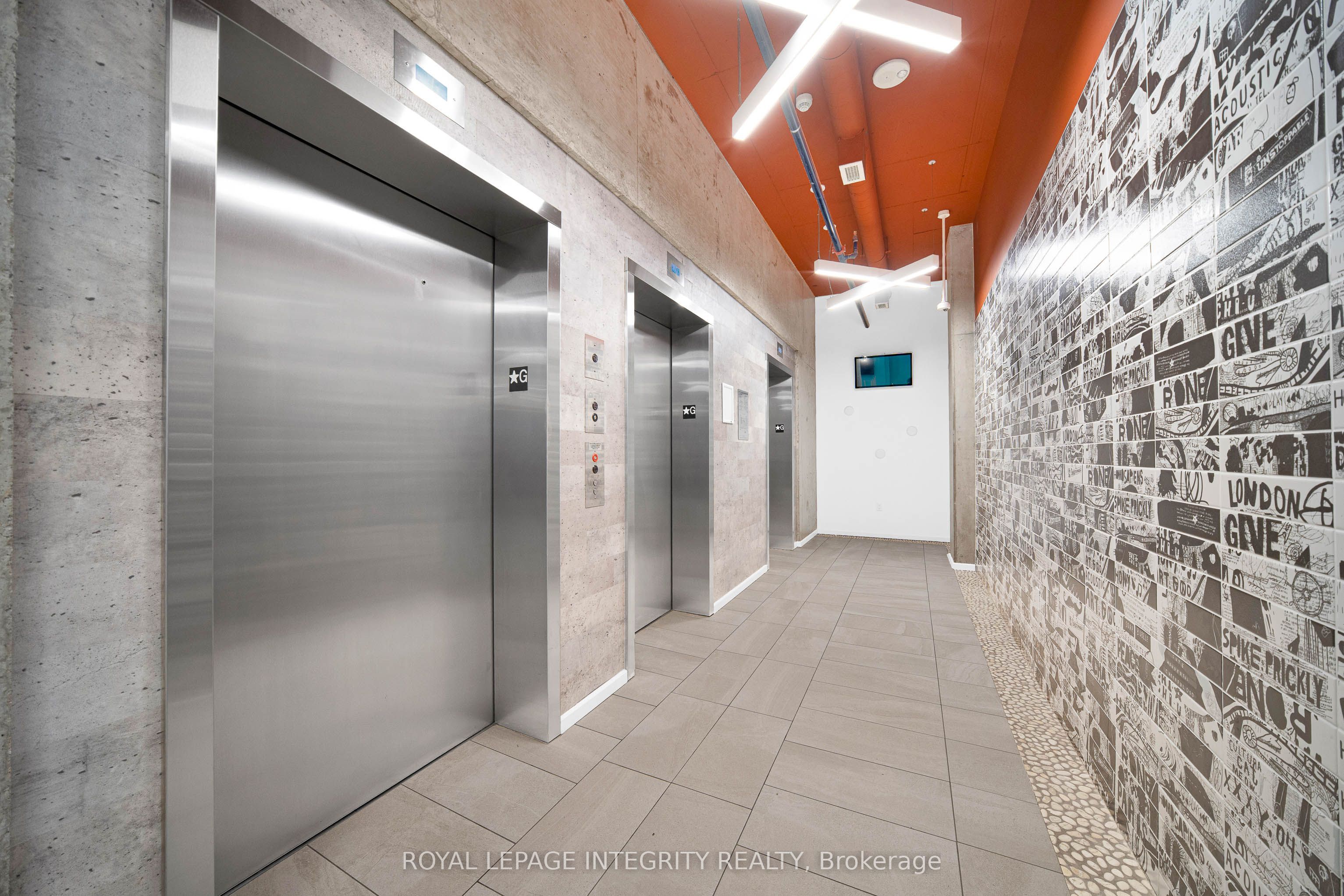 105 Champagne Avenue S 2503, Dows Lake - Civic Hospital and Area, ON K1S 5E5 photo 3