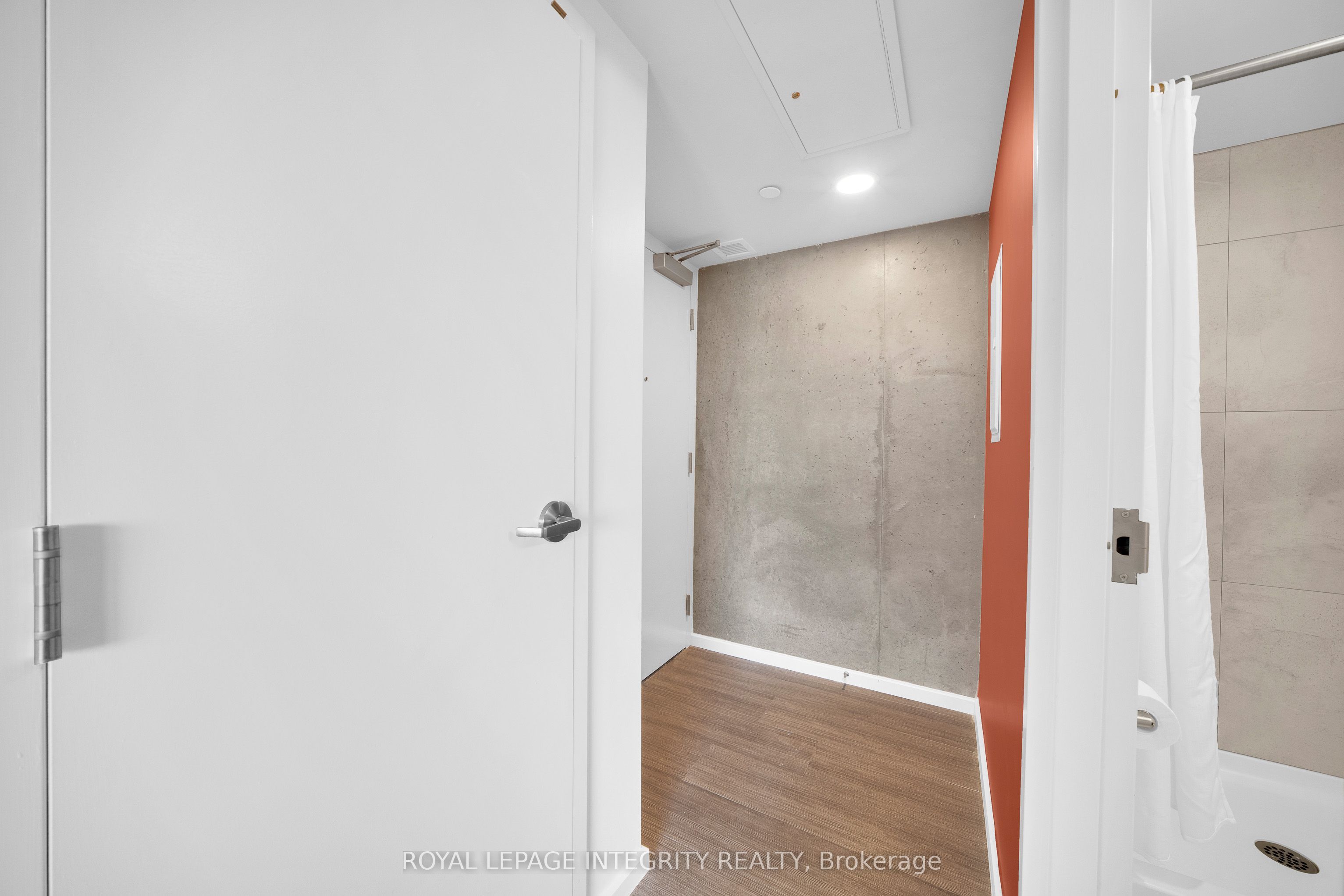 105 Champagne Avenue S 2503, Dows Lake - Civic Hospital and Area, ON K1S 5E5 photo 5