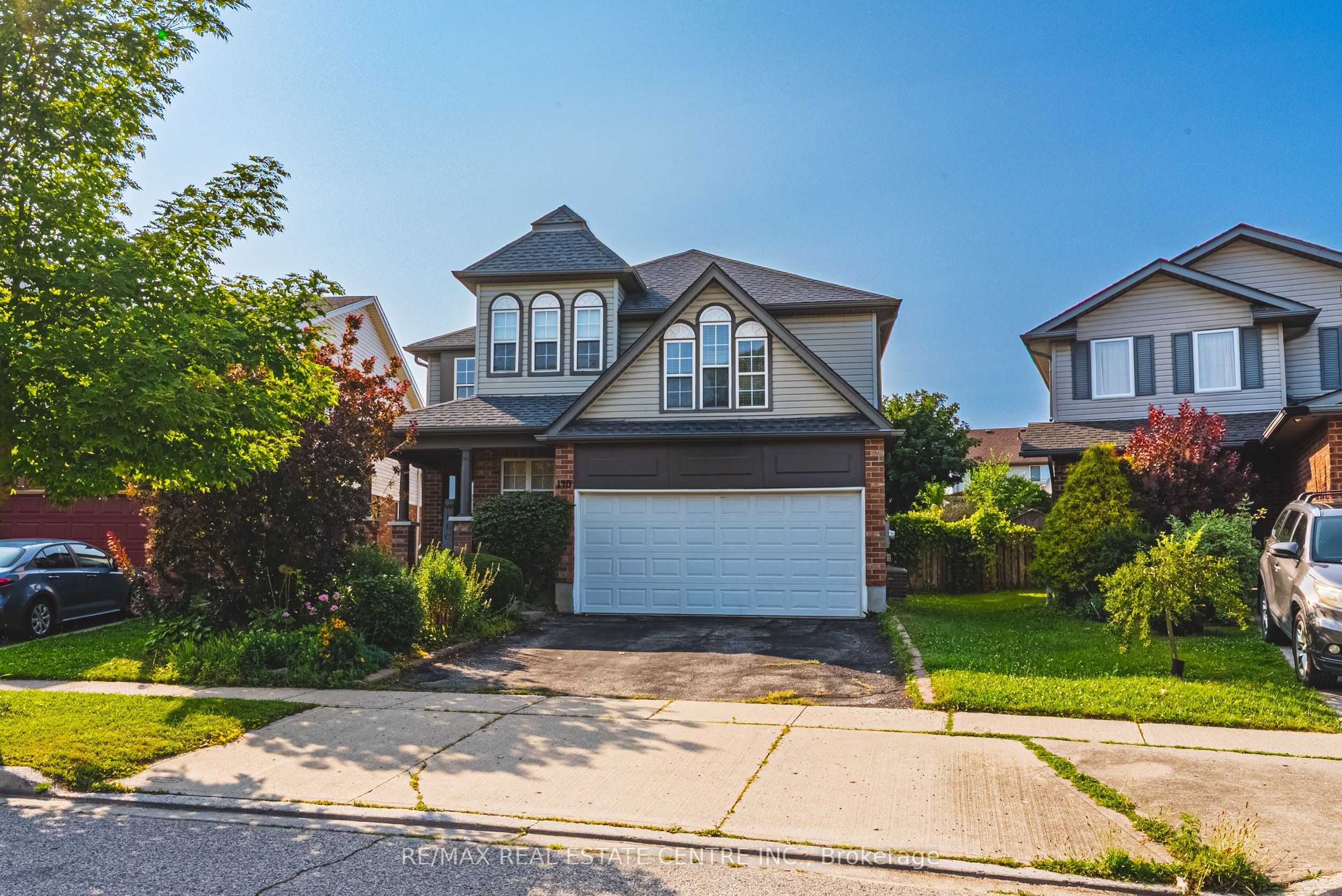 140 Country Club Drive, Cambridge, ON N1T 2B6 photo 3