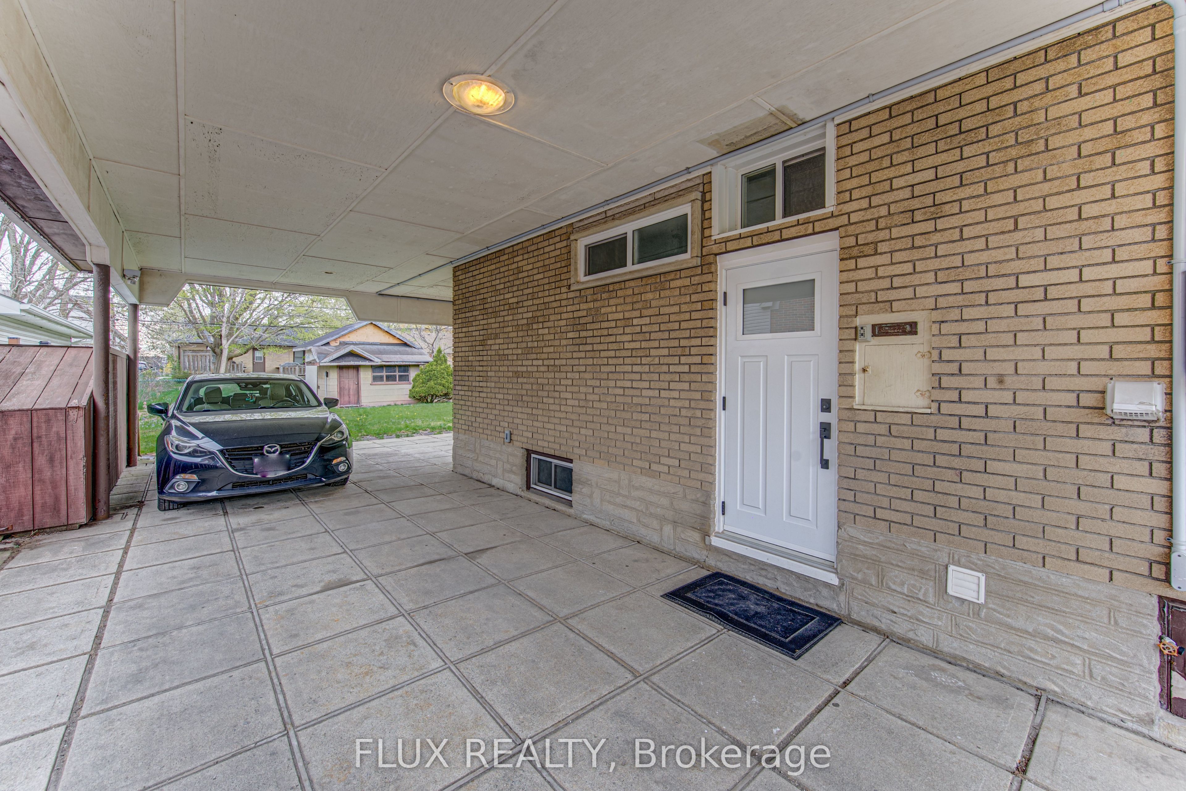 51 Rosemount Drive, Kitchener, ON N2B 1P9 photo 4