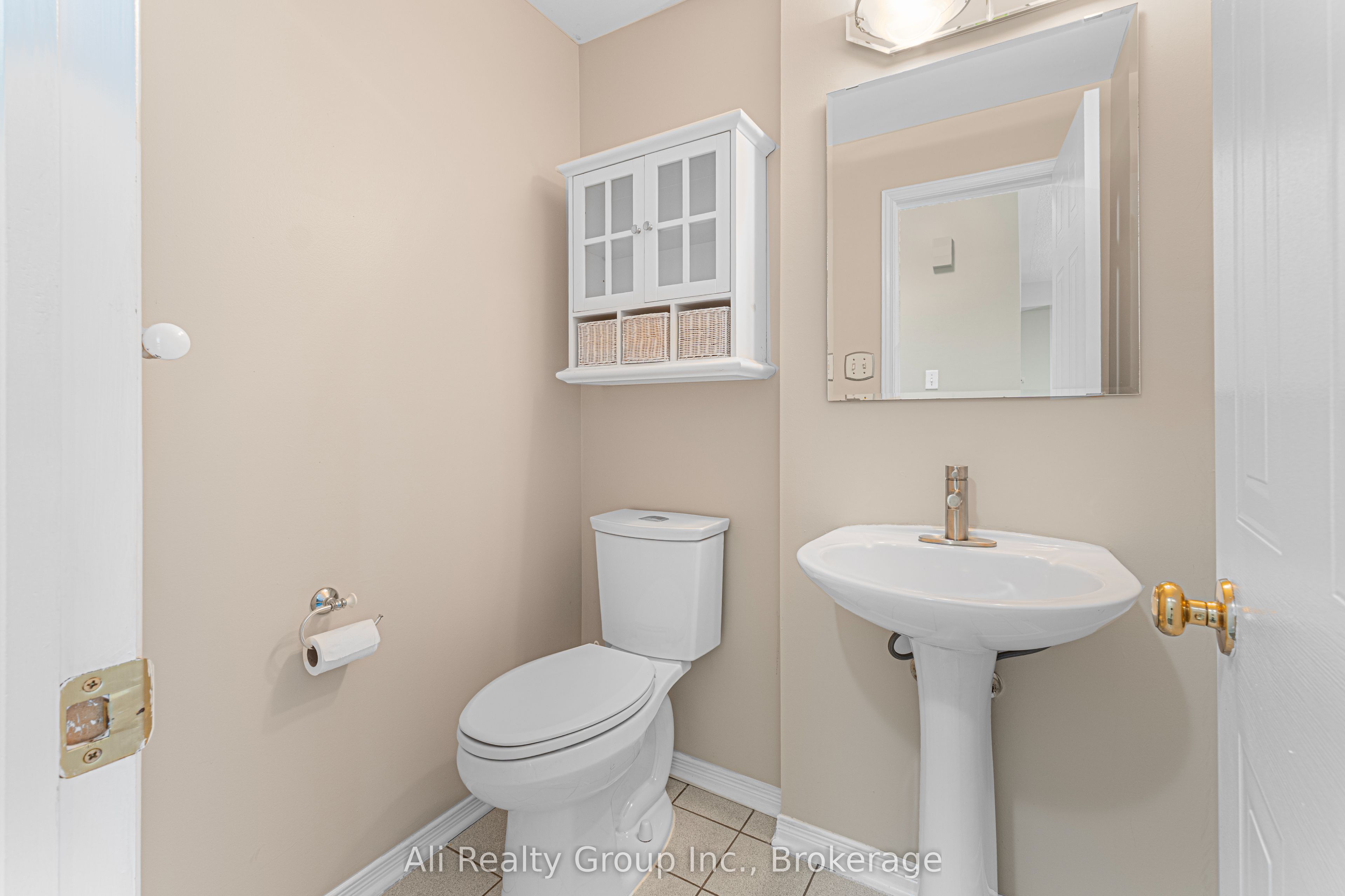 68 Piper Crescent, Kanata, ON K2K 2S9 photo 2
