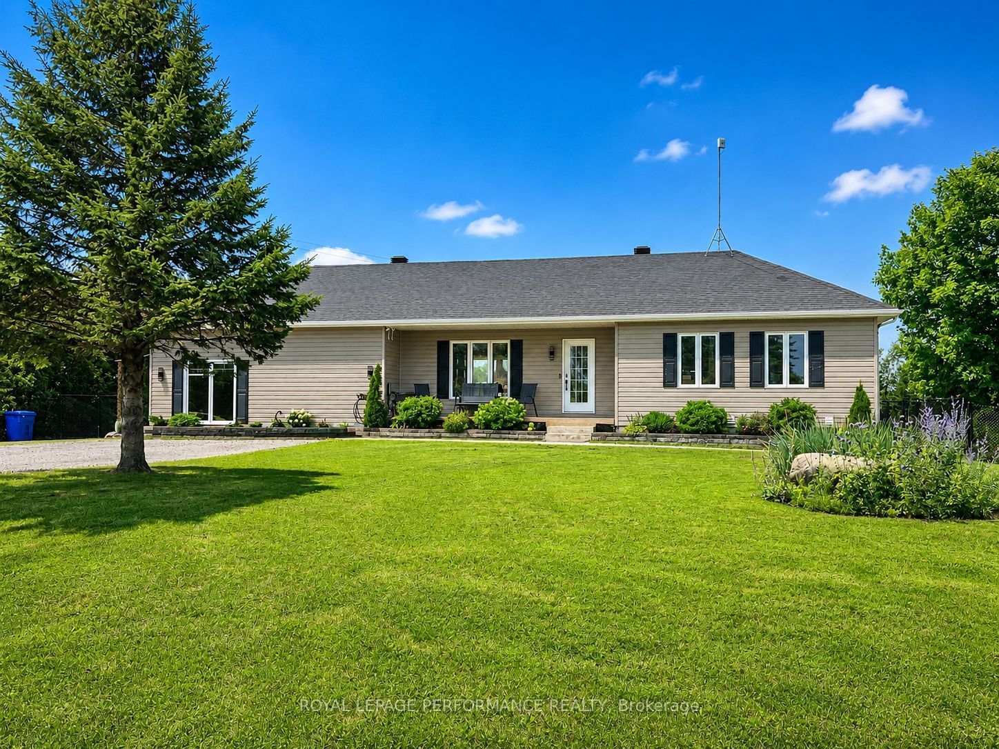 1890 cassburn Road, Champlain, ON K0B 1K0