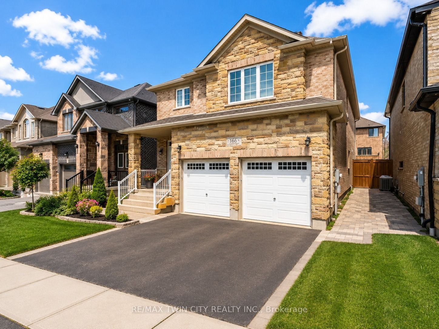 166 Ladyslipper Drive Basement, Waterloo, ON N2V 0A9 photo 2